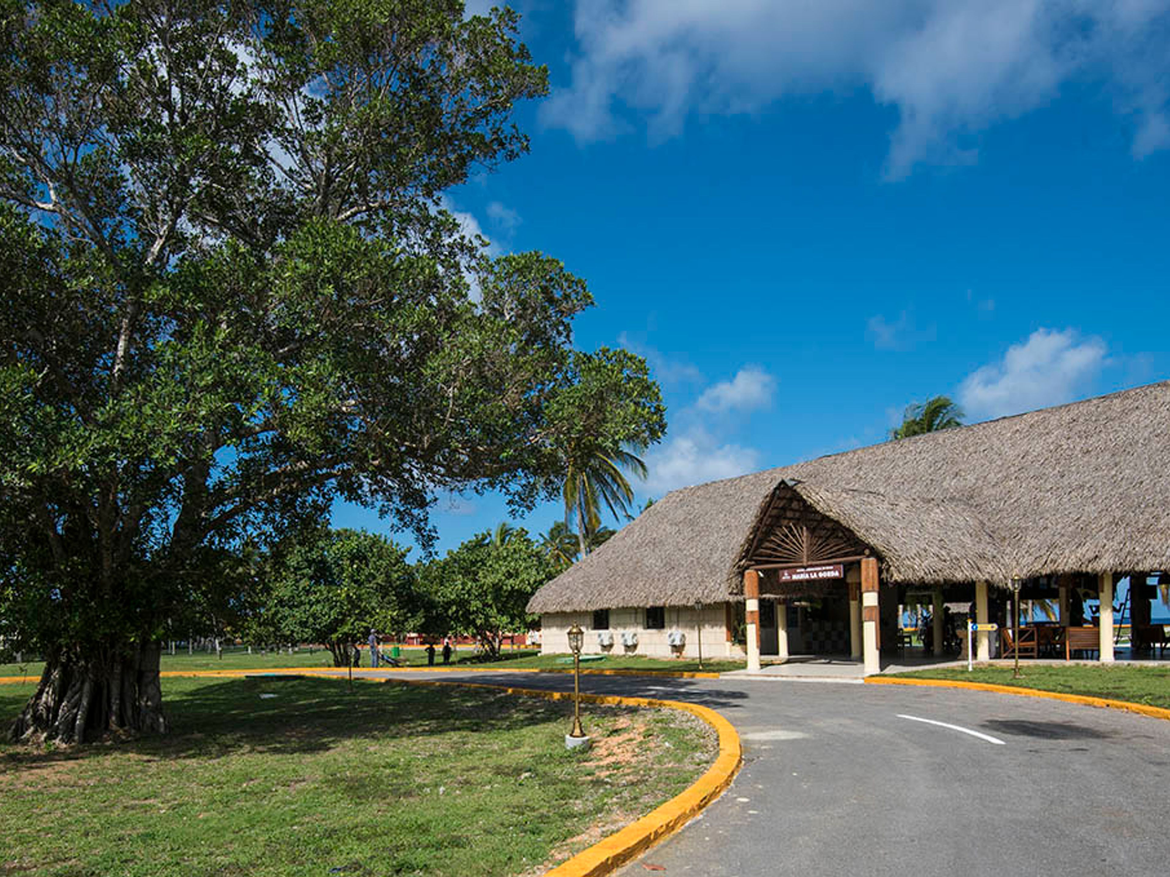 DIVING CENTER INTERNAZIONALE MARÍA LA GORDAMaría La Gorda Villa's panoramic view