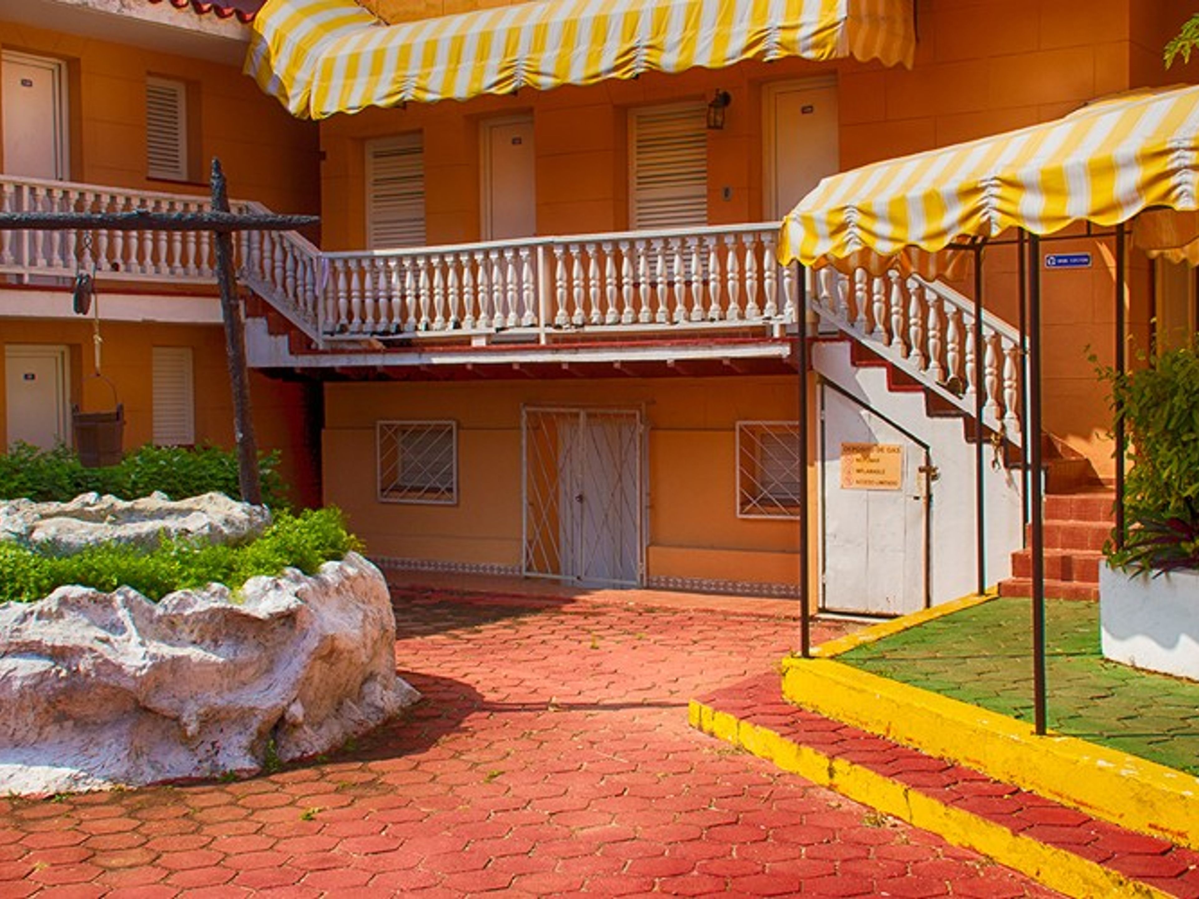 ISLAZUL PULLMAN HotelPanoramic hotel view