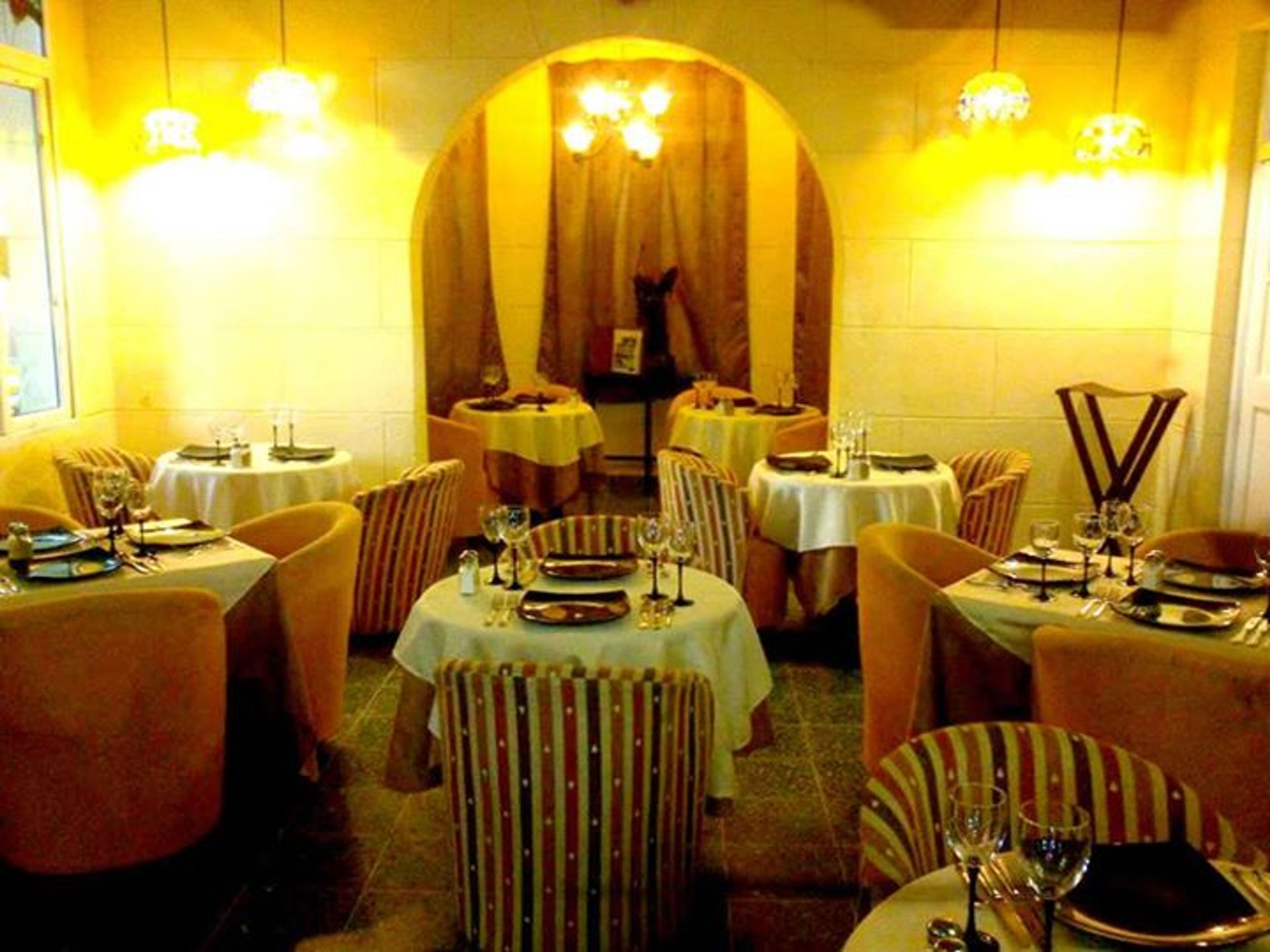 ISLAZUL PULLMAN HotelA la carte international restaurant