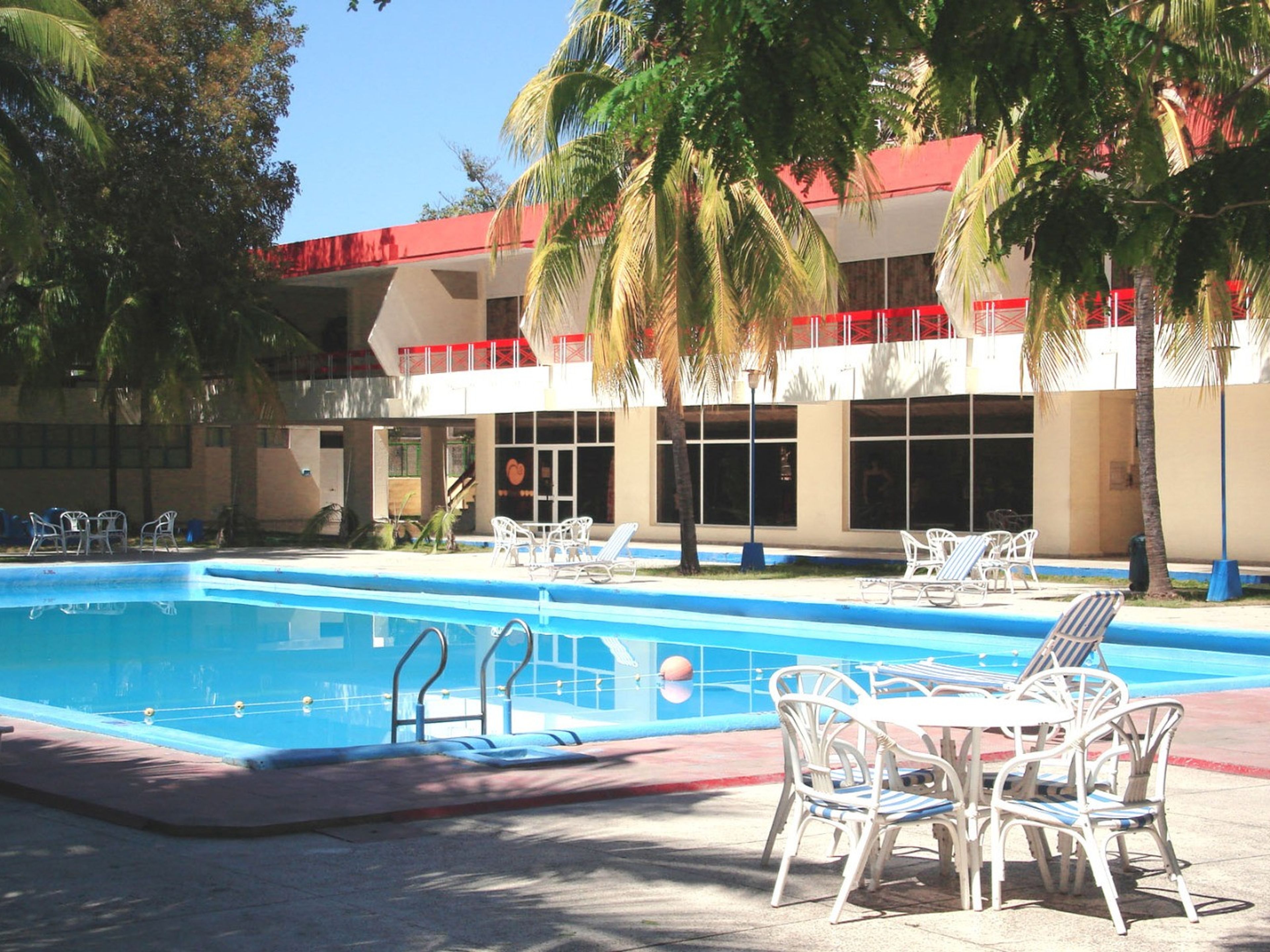 ISLAZUL GUANTÁNAMO HotelPanoramic pool view