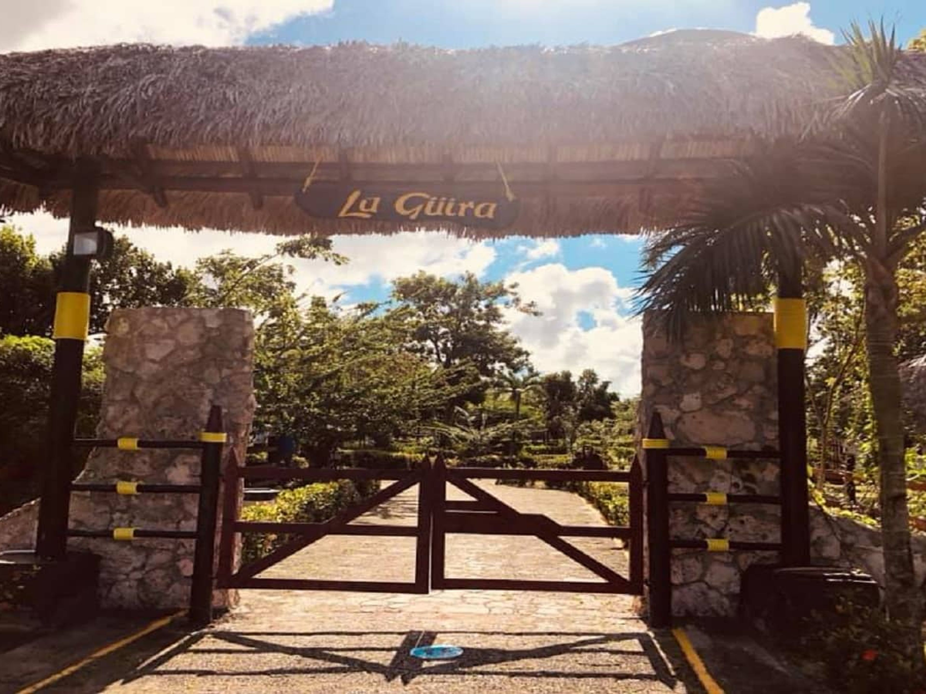 Finca ISLAZUL SITIO LA GÜIRAEntrance