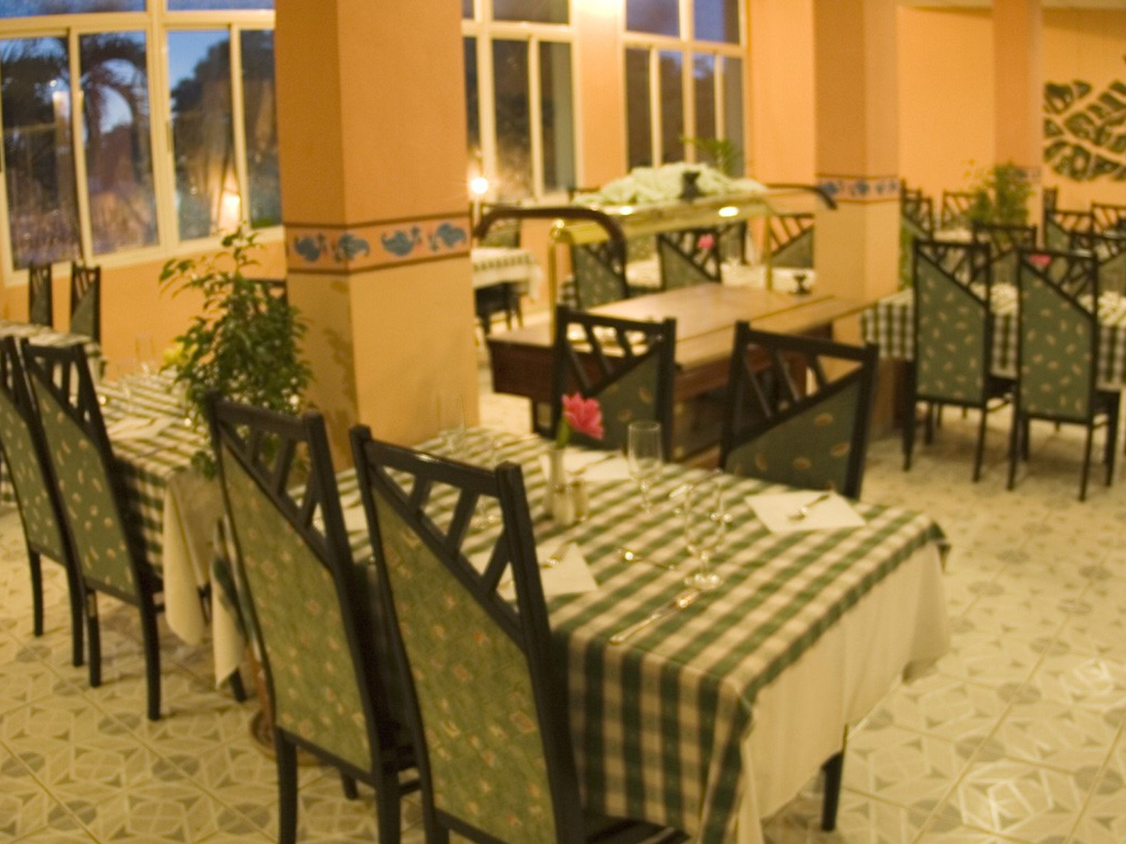 ISLAZUL LAS AMÉRICAS HotelA la carte international restaurant