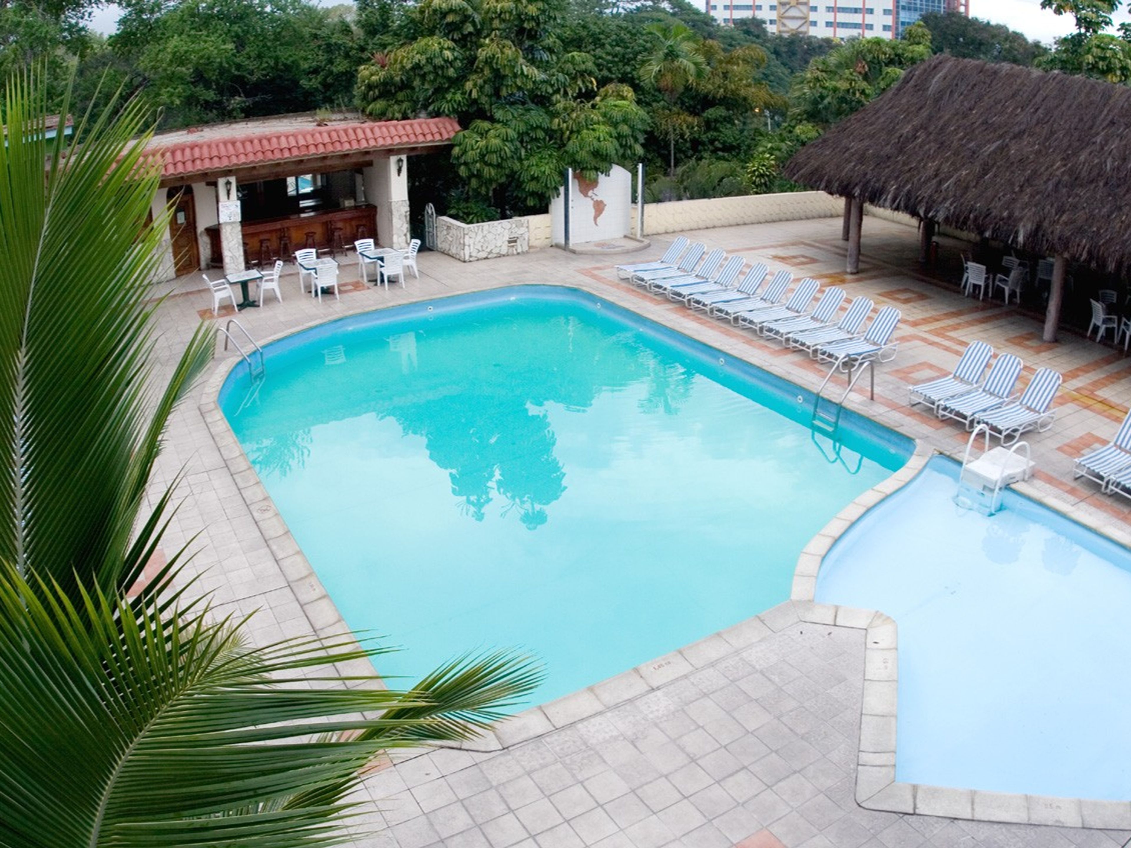 ISLAZUL LAS AMÉRICAS HotelPool Snack Bar
