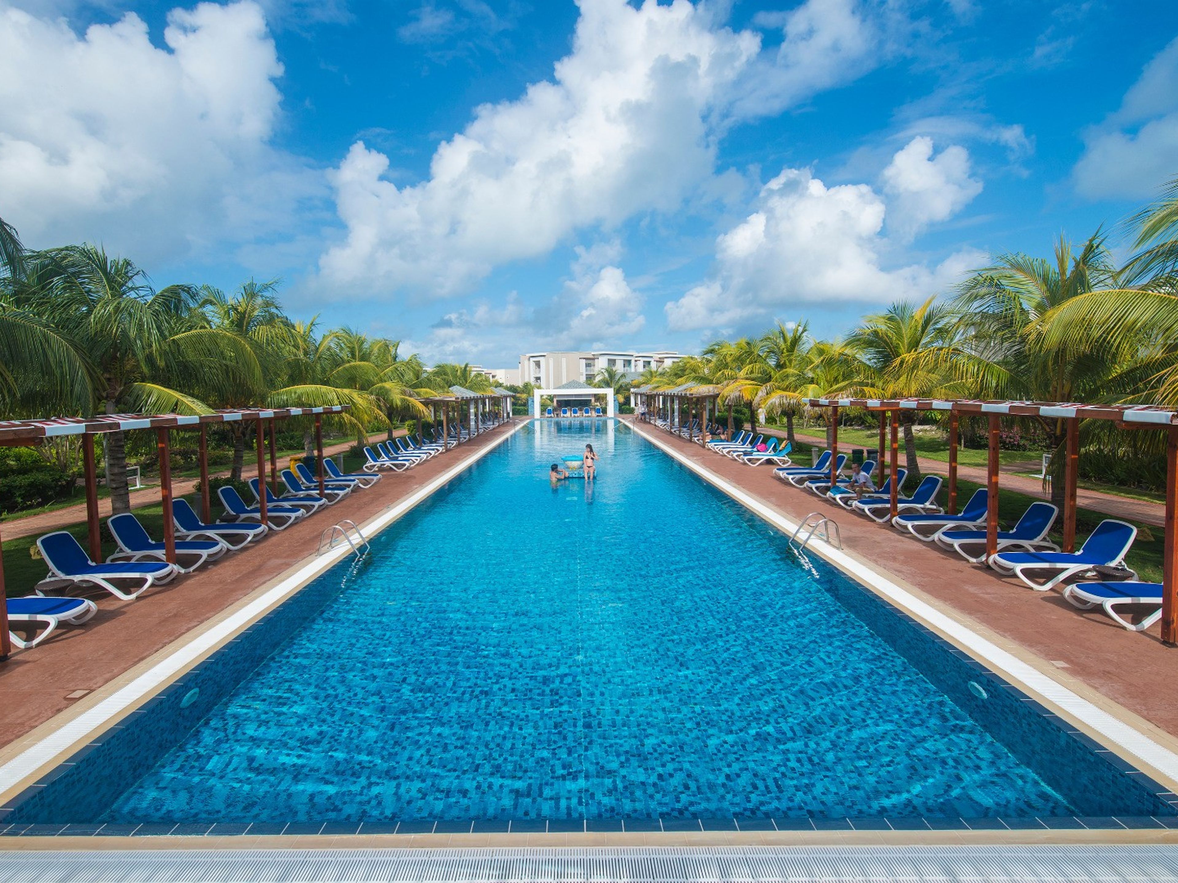 Hotel PLAYA CAYO SANTA MARÍA BEACH RESORT & SPAPanoramic pool view