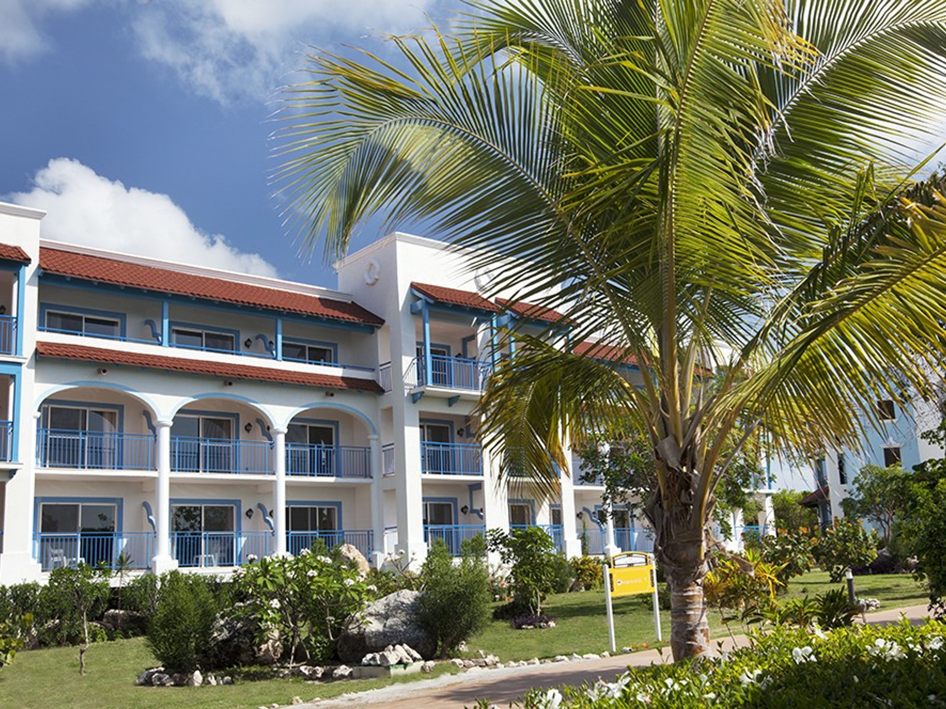 MEMORIES PARAÍSO BEACH RESORT HotelHotel's panoramic view