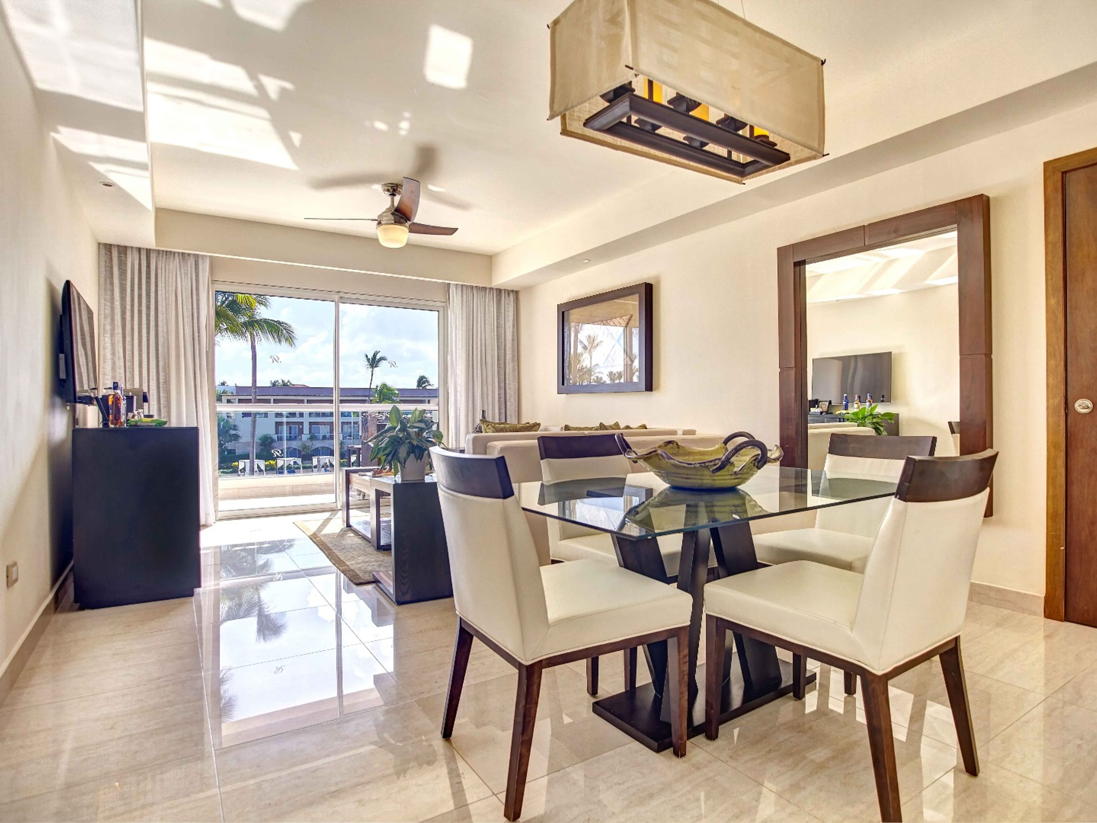 Hotel ROYALTON PUNTA CANA.LUXURY PRESIDENTIAL JACUZZI TWO BEDROOM SUITE Room (DIAMOND CLUB™)