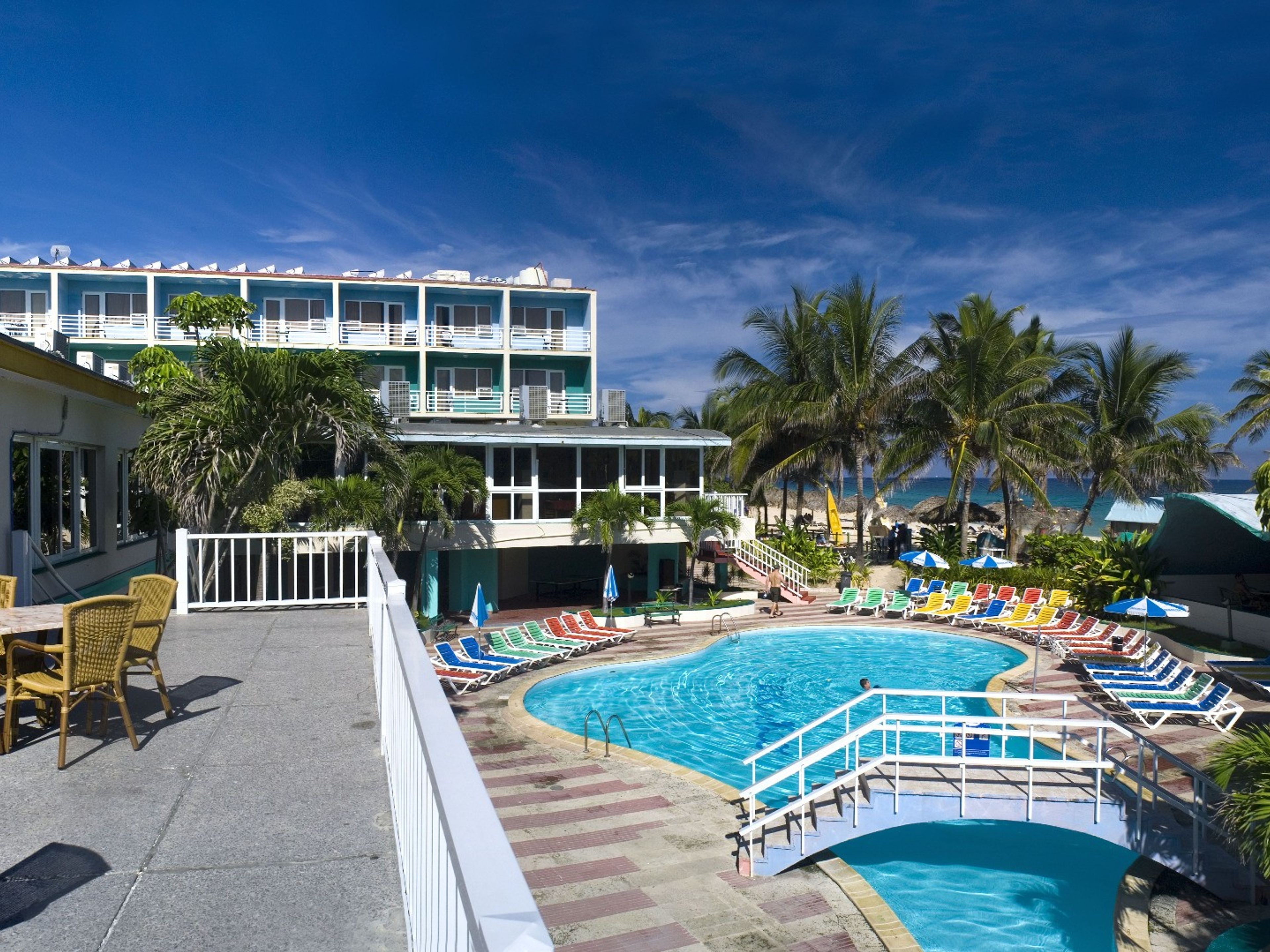 Отель GRAN CARIBE CLUB ATLÁNTICOPanoramic hotel & pool view