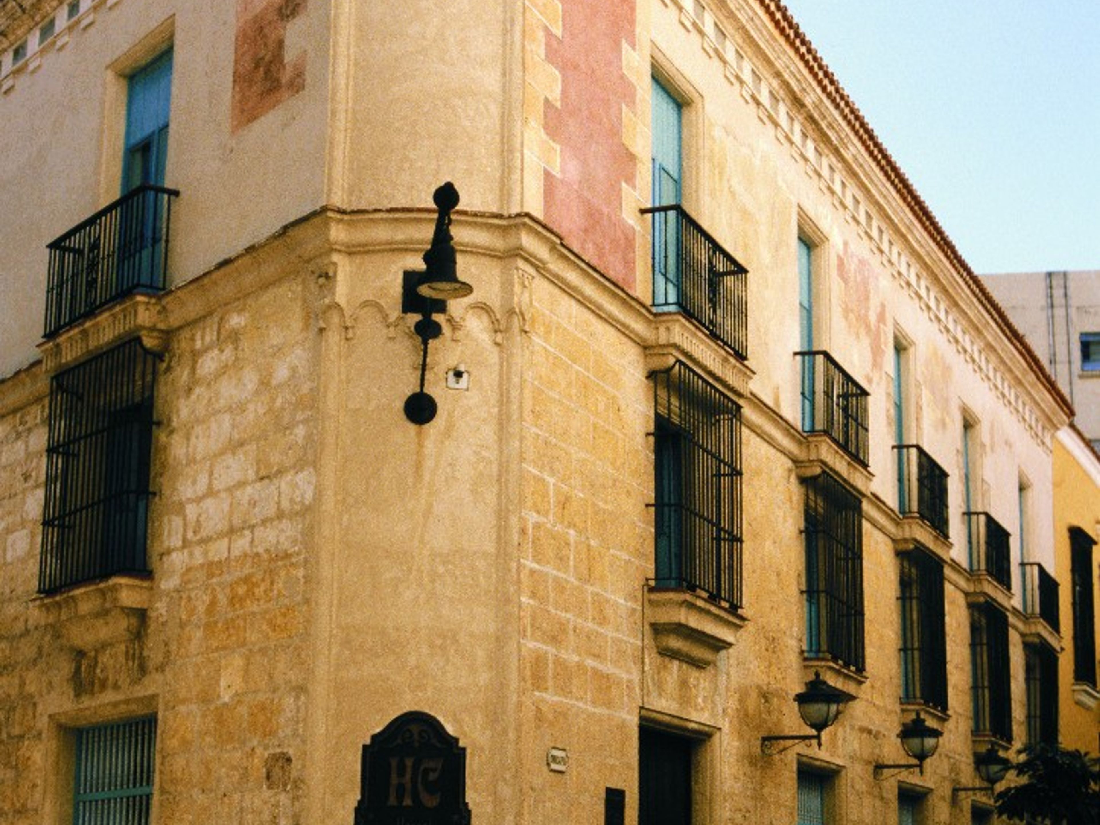 Hotel HABAGUANEX COMENDADORPanoramic hotel view