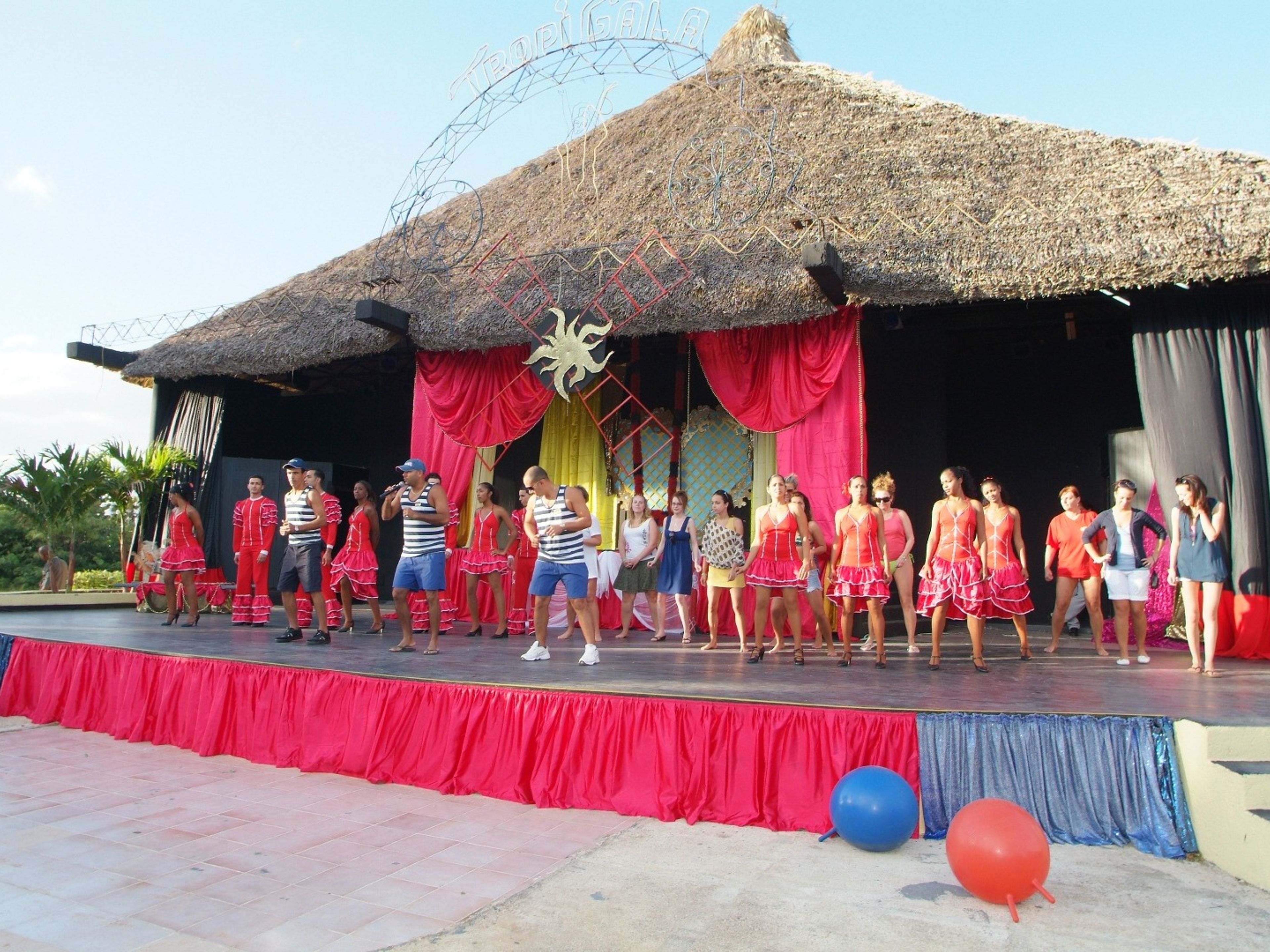 Hotel TUXPAN RIVER ROCKAnimation Shows