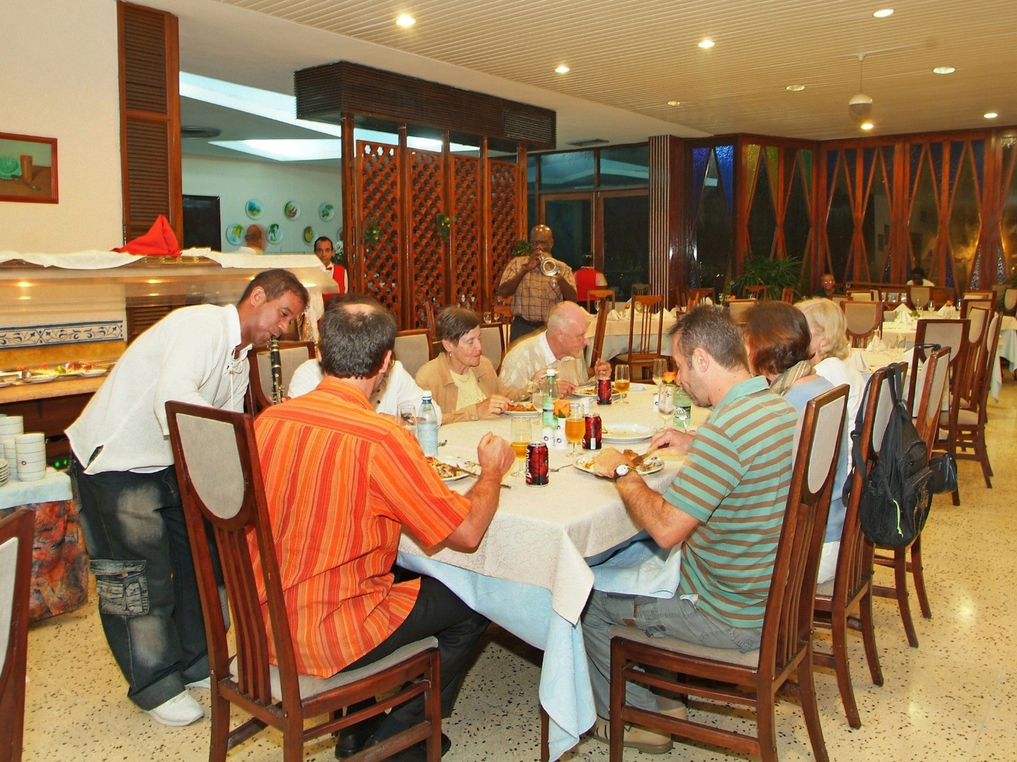 Cubanacan Versalles HotelBuffet Restaurant La Cascada
