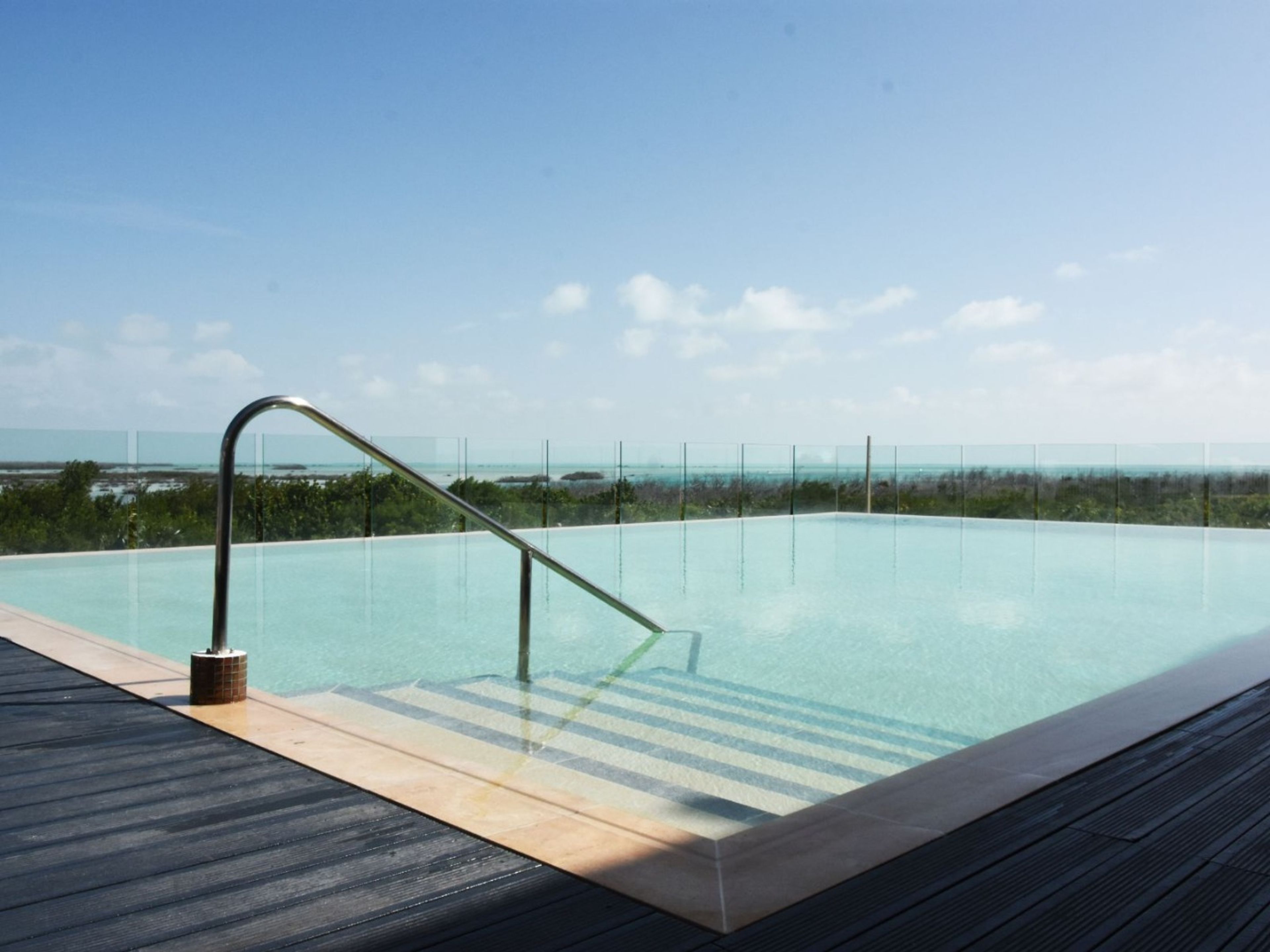 Hotel LA MARINA PLAZA & SPA CAYO CRUZSwimming´s pool details