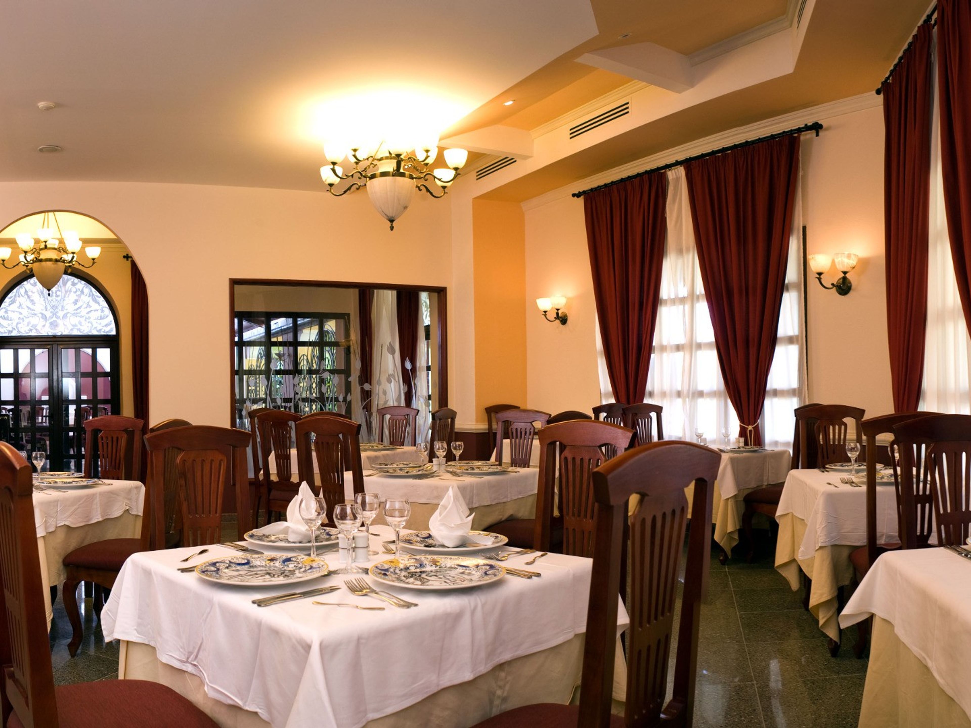 Отель IBEROSTAR ORIGIN PLAYA ALAMEDA - Взрослые только старше 16 летGourmet Restaurant Romántico