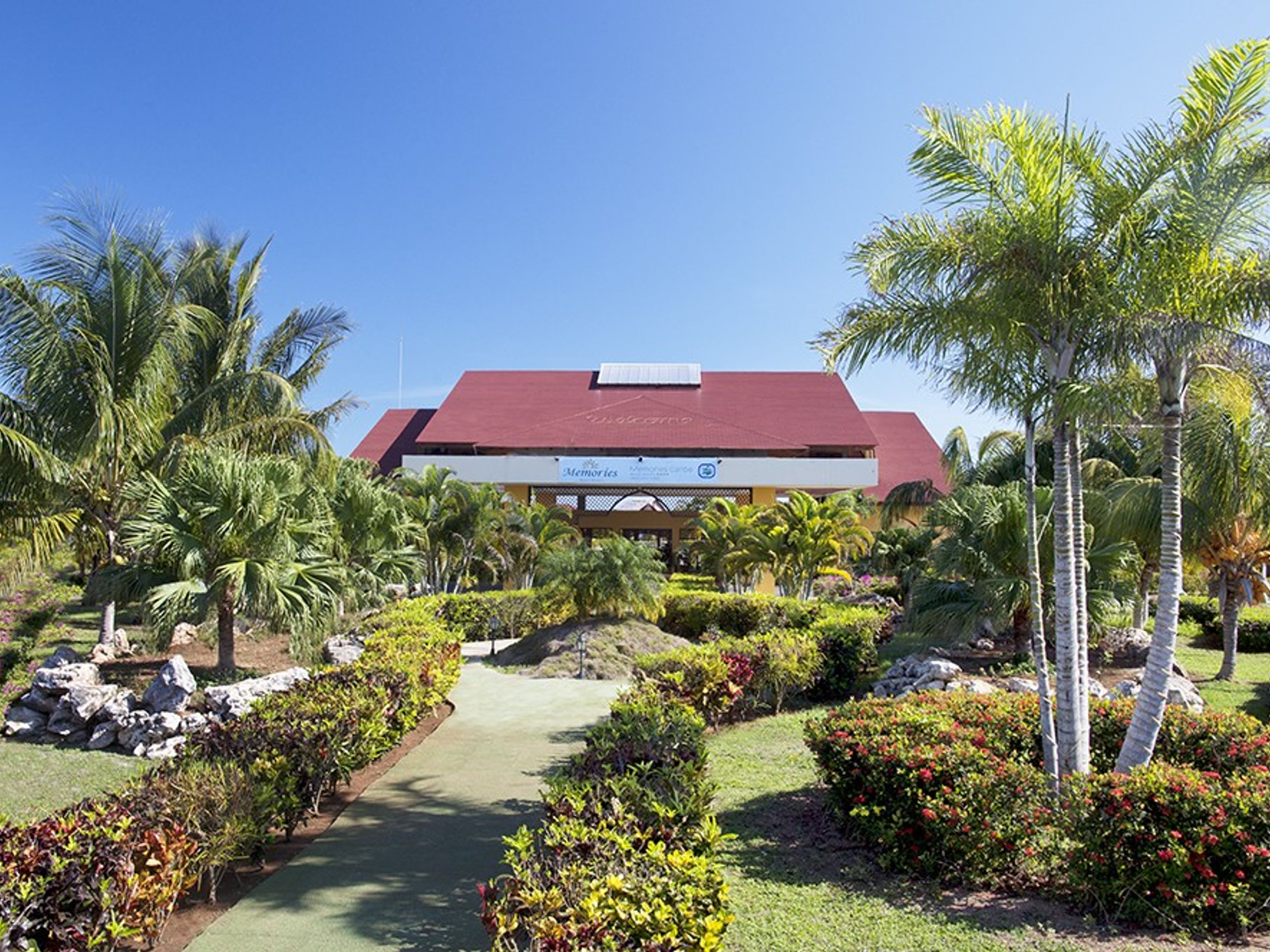MEMORIES CARIBE BEACH RESORT Hotel - Adults Only Over 16 Years OldHotel entrace
