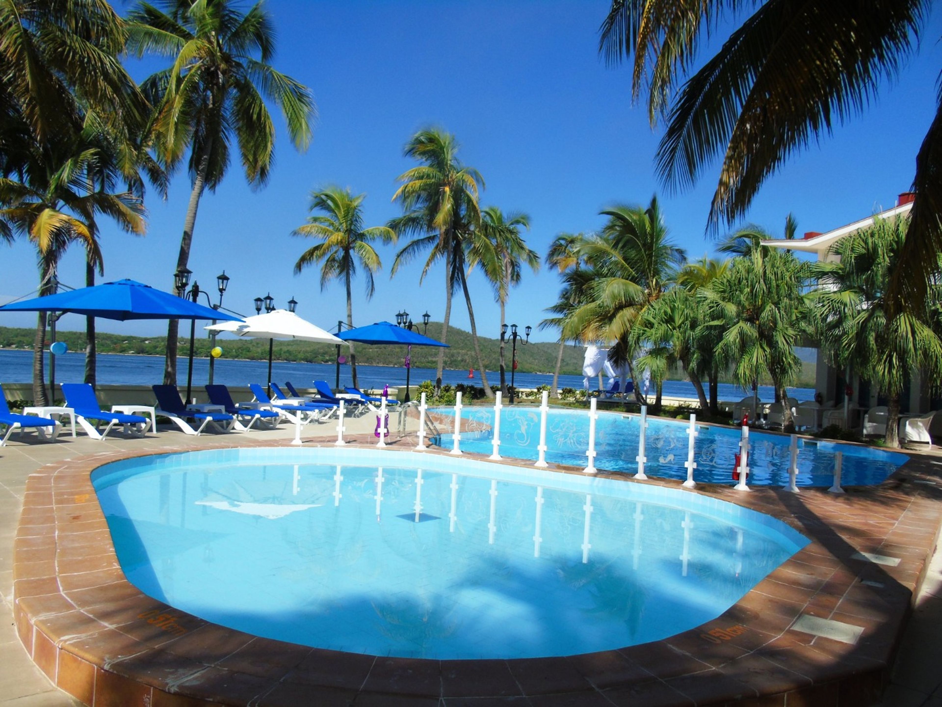 Oтель Cubanacan Mar ParaísoSwimming´s pool view