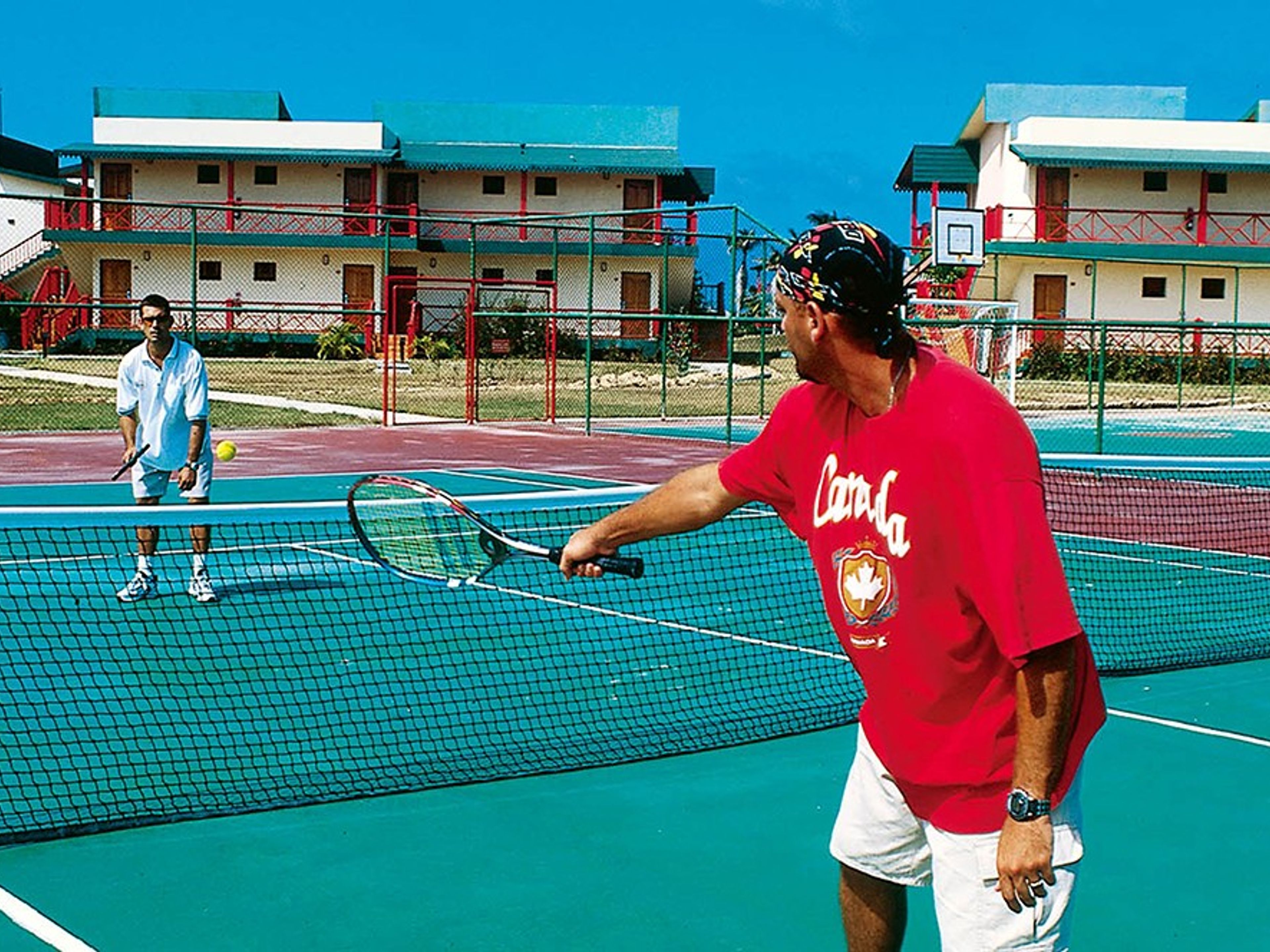 Hotel MUTHU LAS TUNAS (Precedente Hotel Covarrubias)Tennis courts