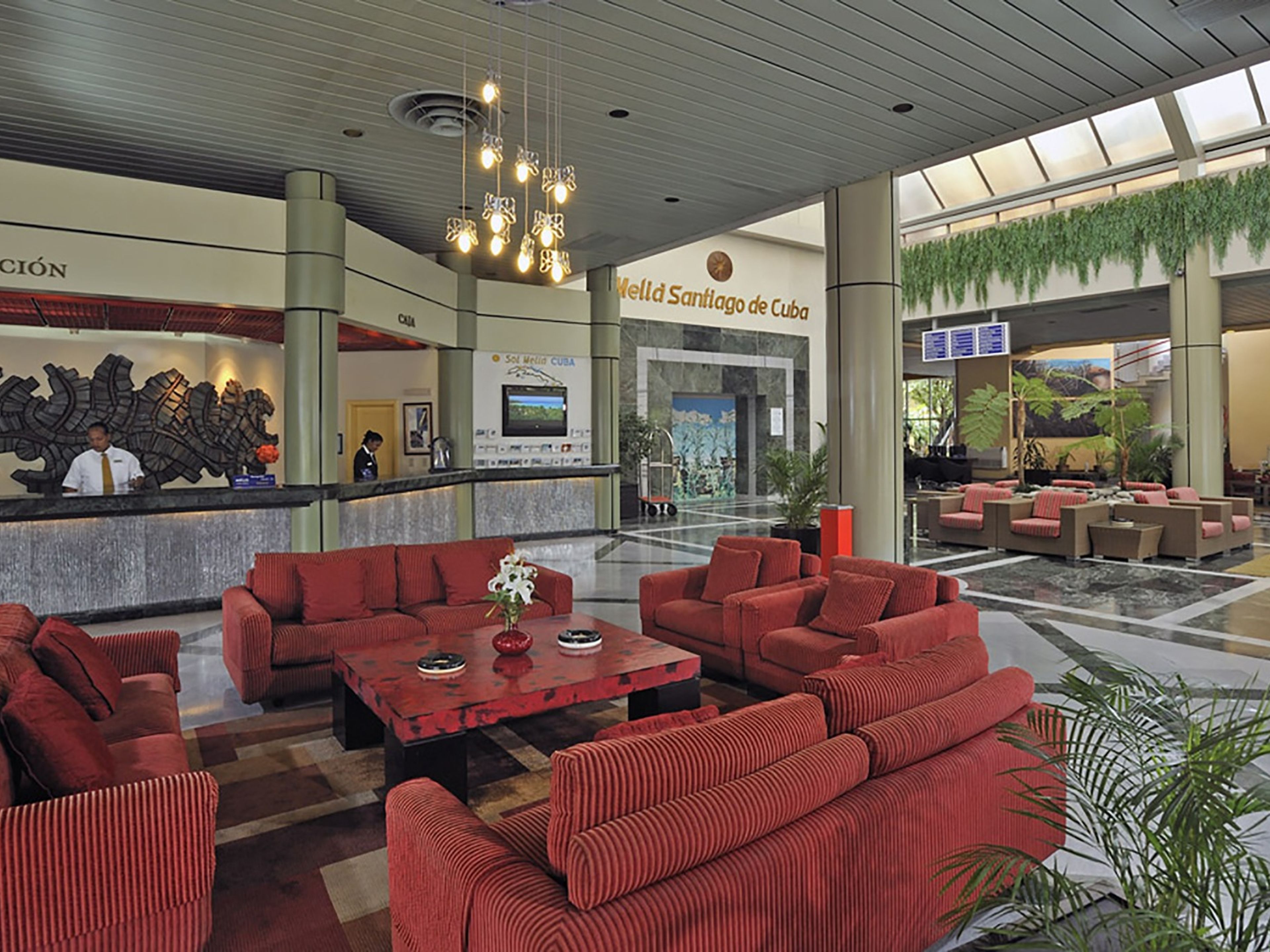 Oтель MELIÁ SANTIAGO DE CUBAHotel´s lobby and reception view