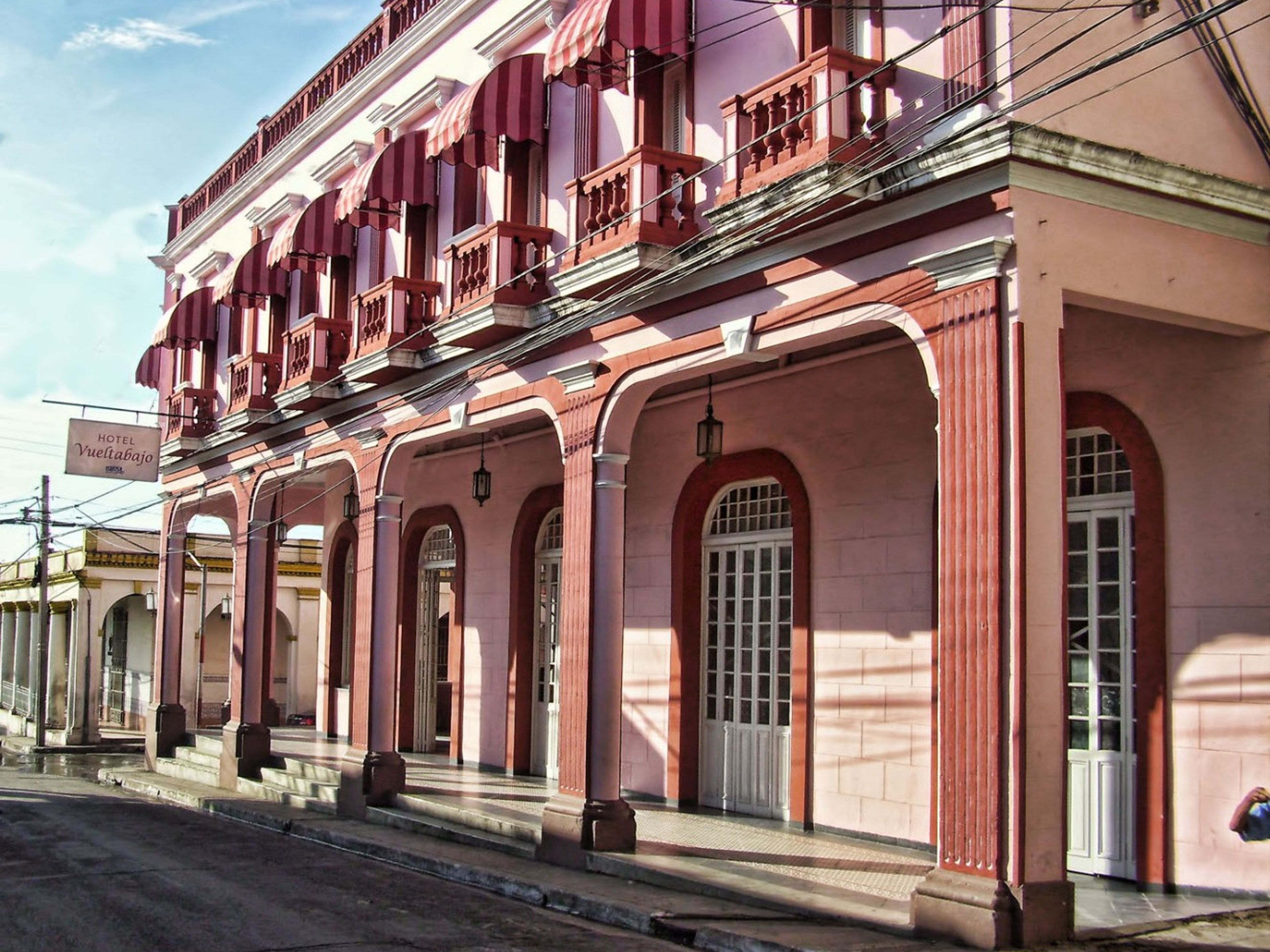 Hotel ENCANTO VUELTABAJO