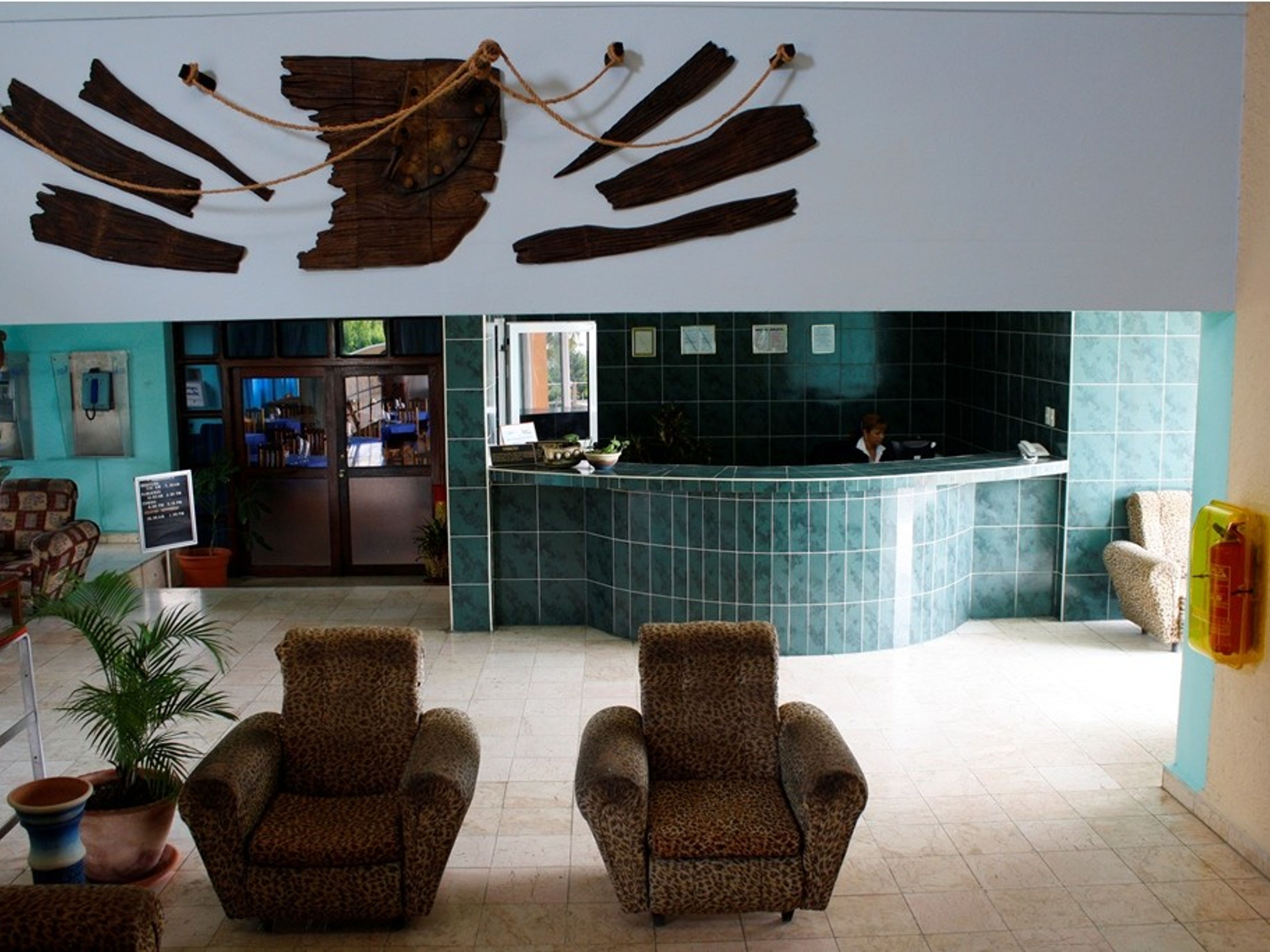 ISLAZUL CAONABA HotelHotel reception