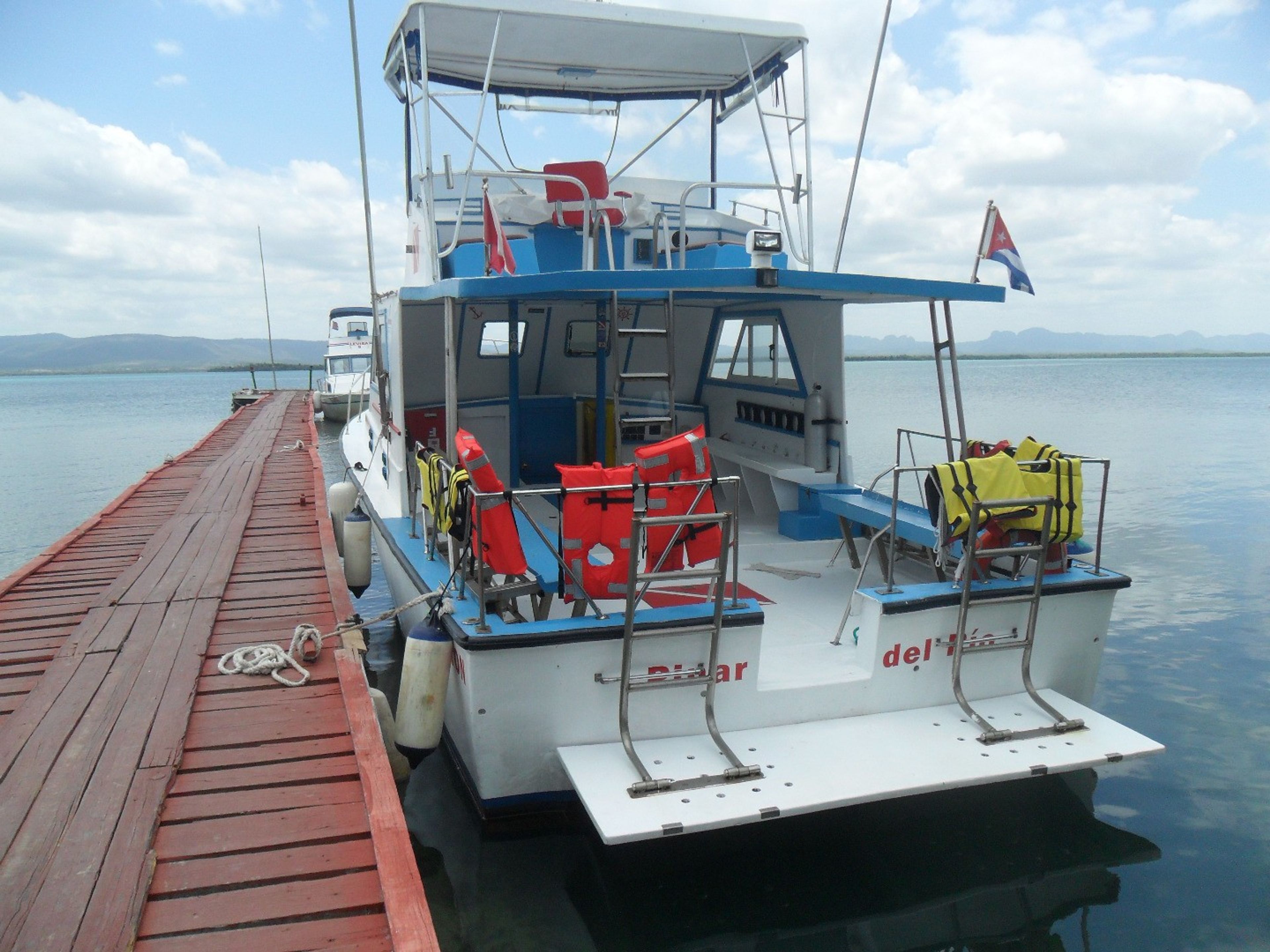 Cubanacan Cayo Levisa HotelDiving boats
