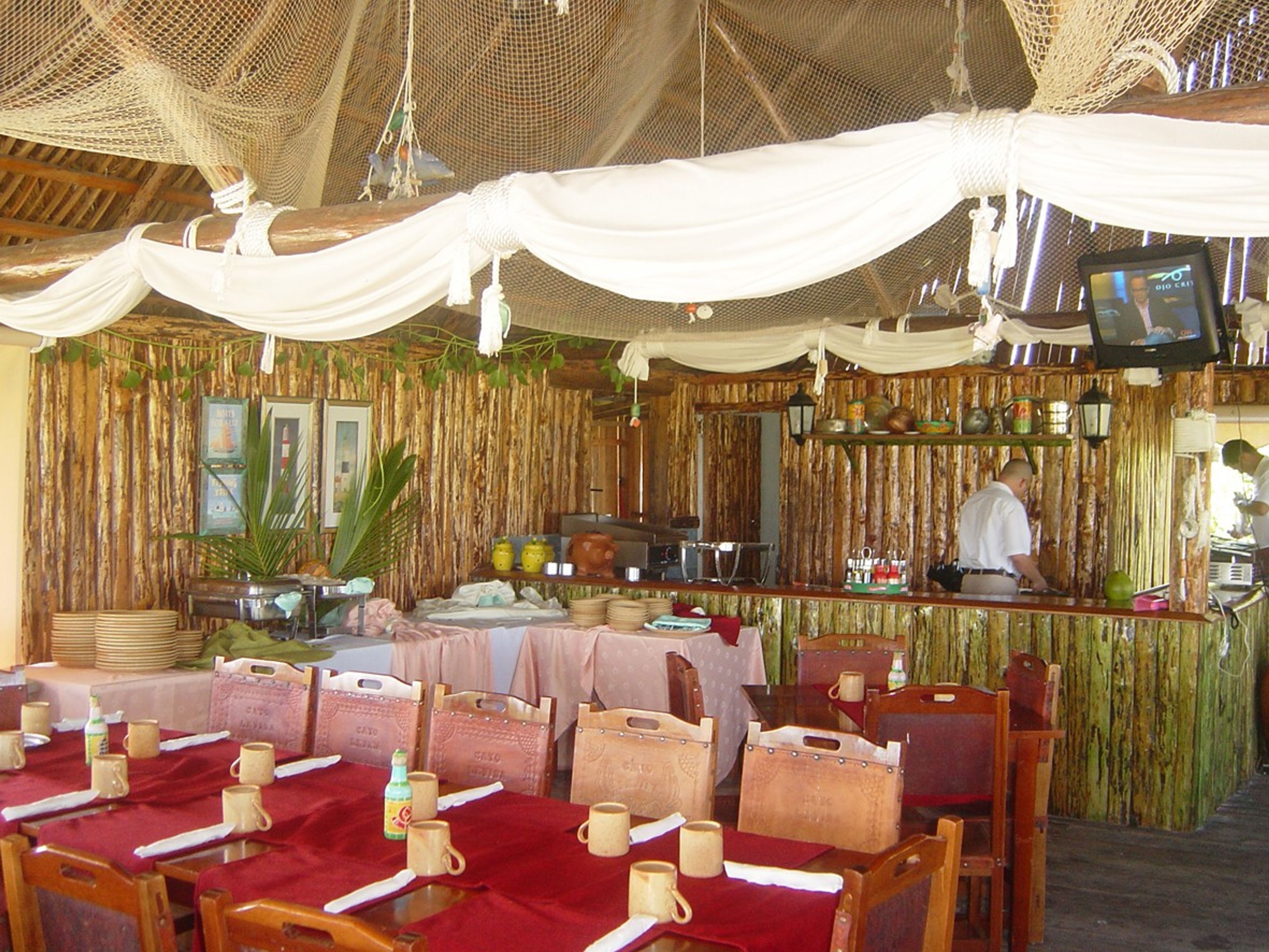 Hotel Cubanacan Cayo LevisaBeach Restaurant El Galeón