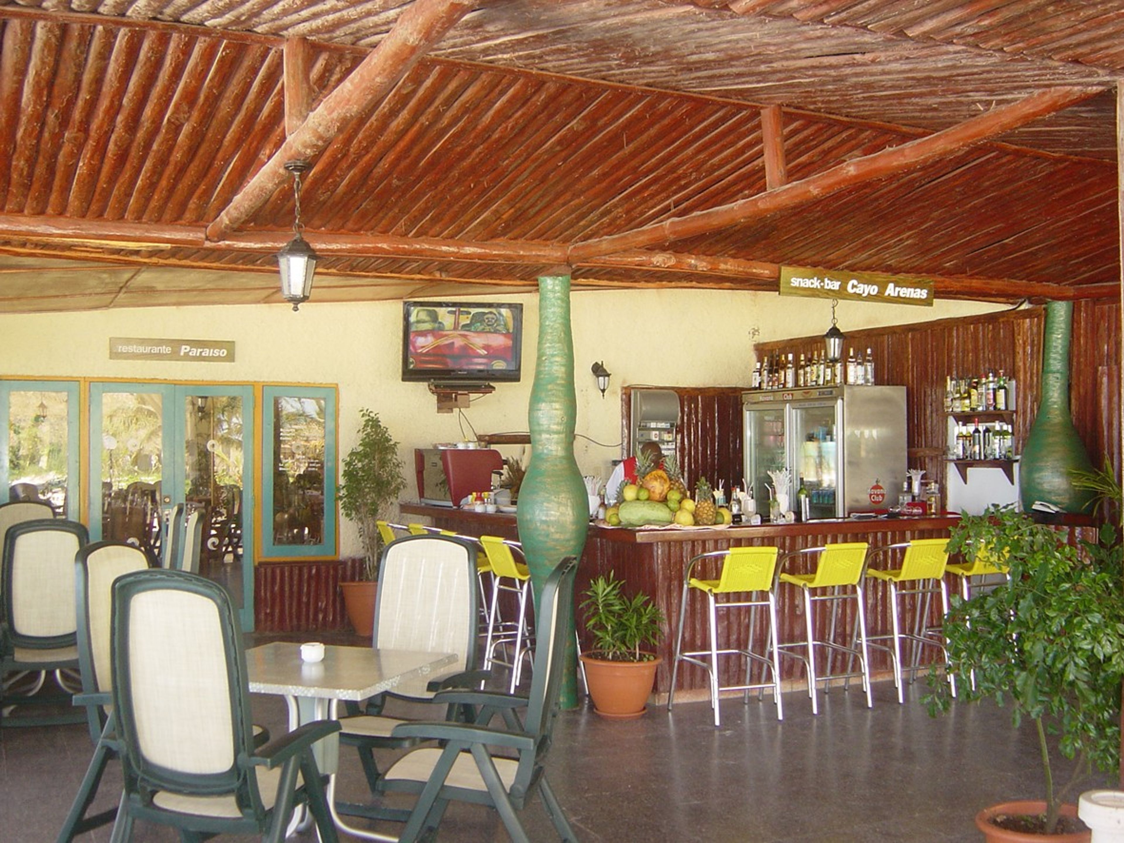 Hotel Cubanacan Cayo LevisaLobby Snack Bar Cayo Arenas