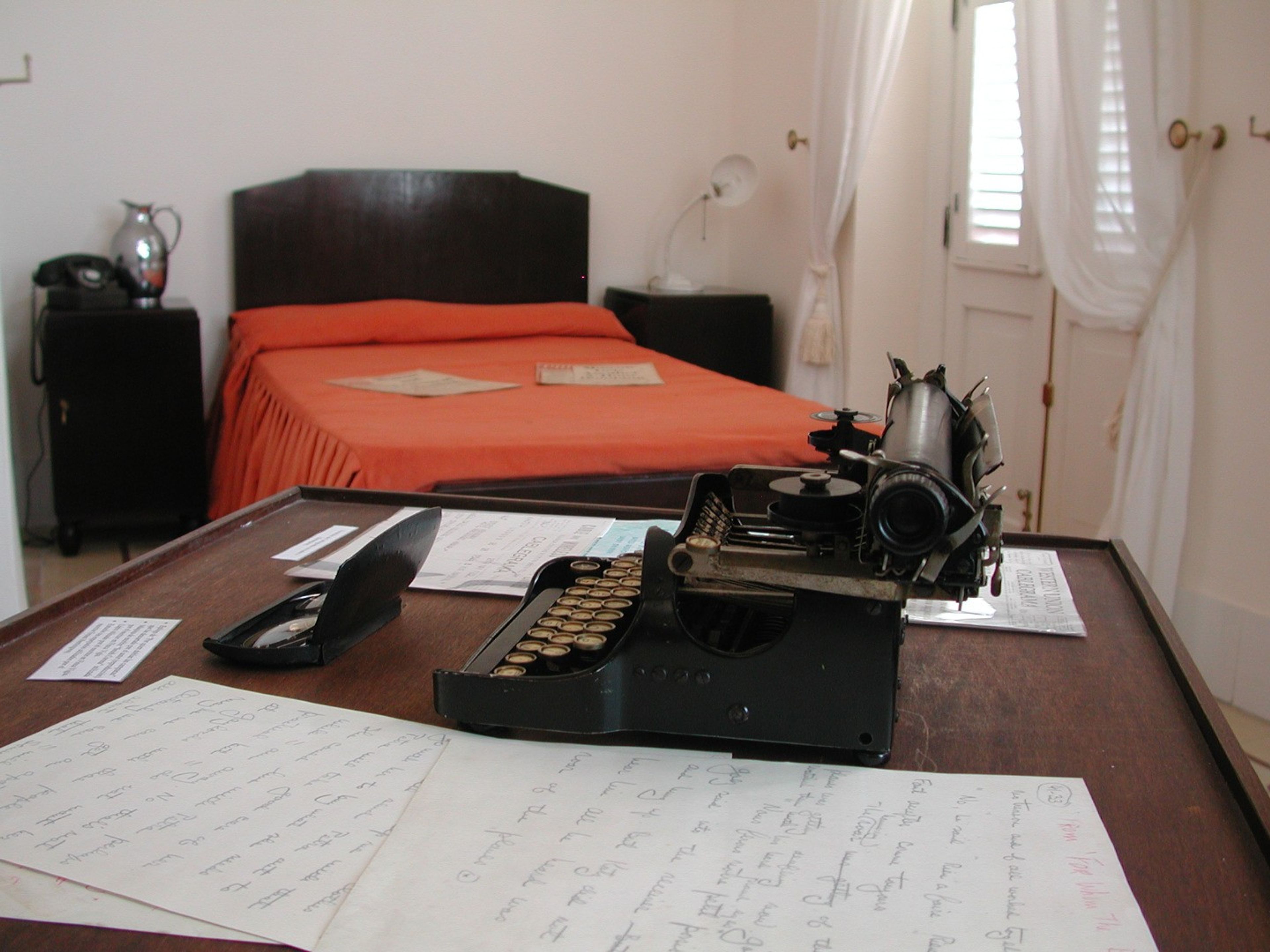 HABAGUANEX AMBOS MUNDOS HotelErnest Hemingway’s room museum at Ambos Mundos hotel