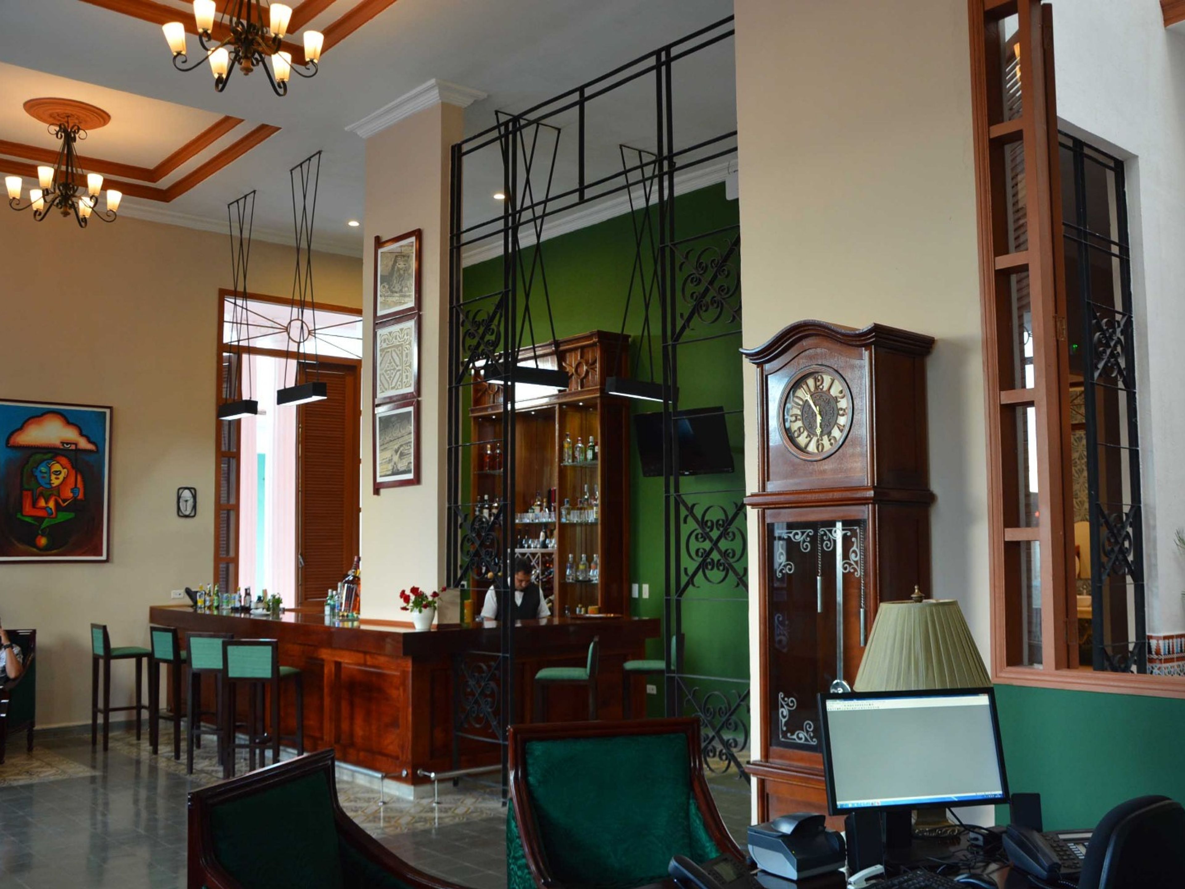 Hotel E Rueda“Los Portales” Lobby bar