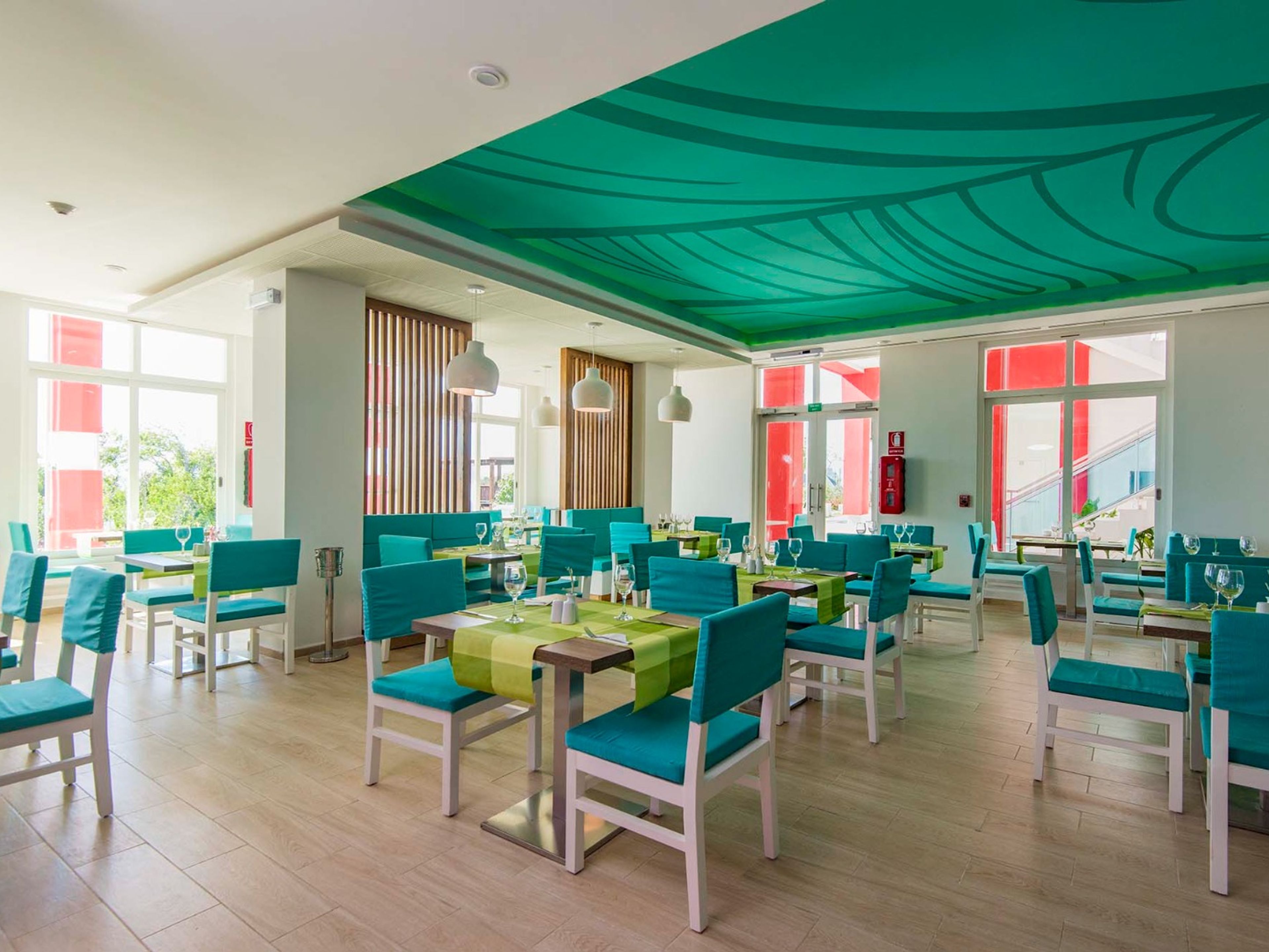 Hôtel ASTON FIESTA - Adultes seulement de plus de 18 ansSPICES Breakfast Restaurant