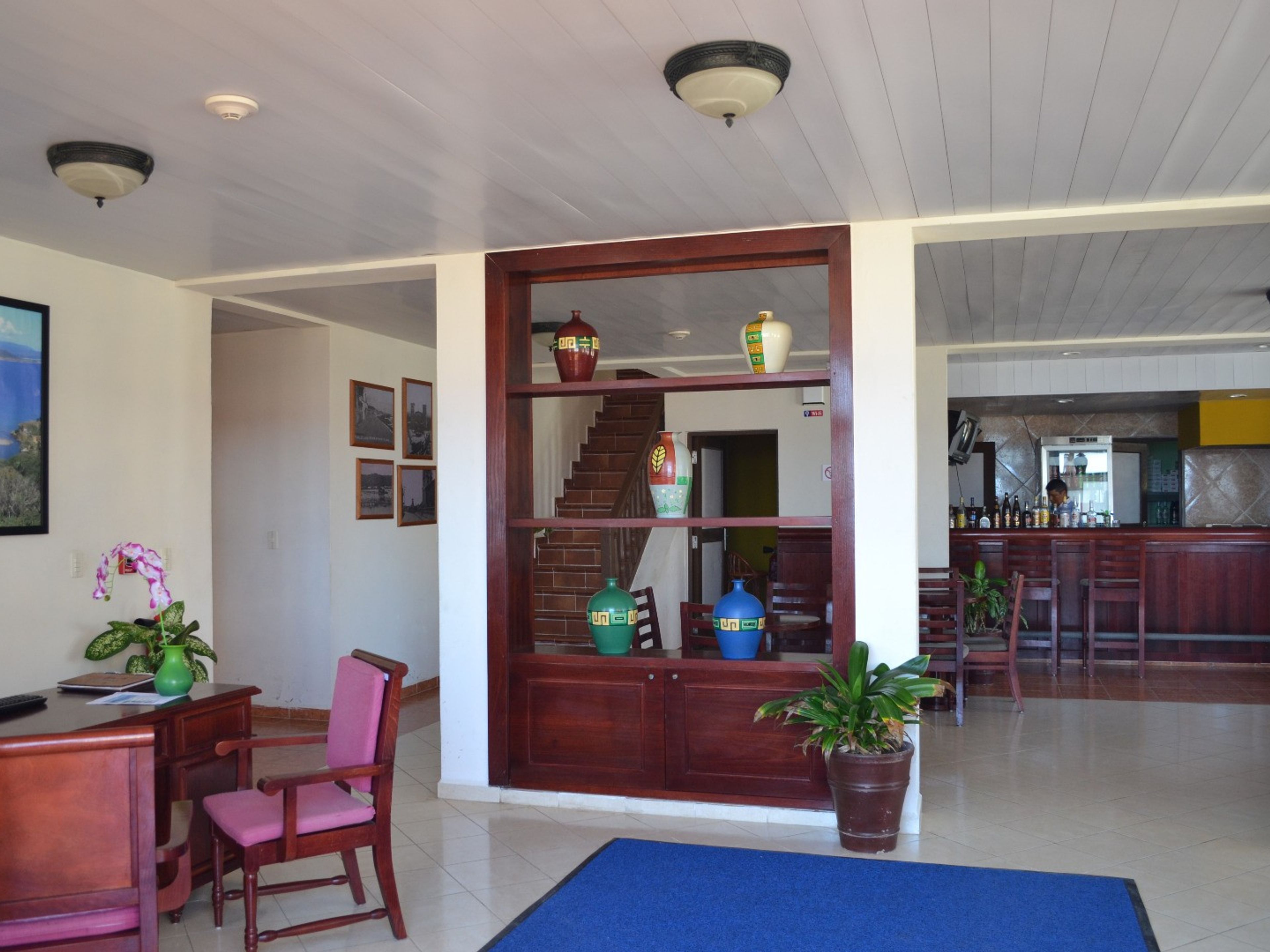 Hostal RÍO MIELLobby View
