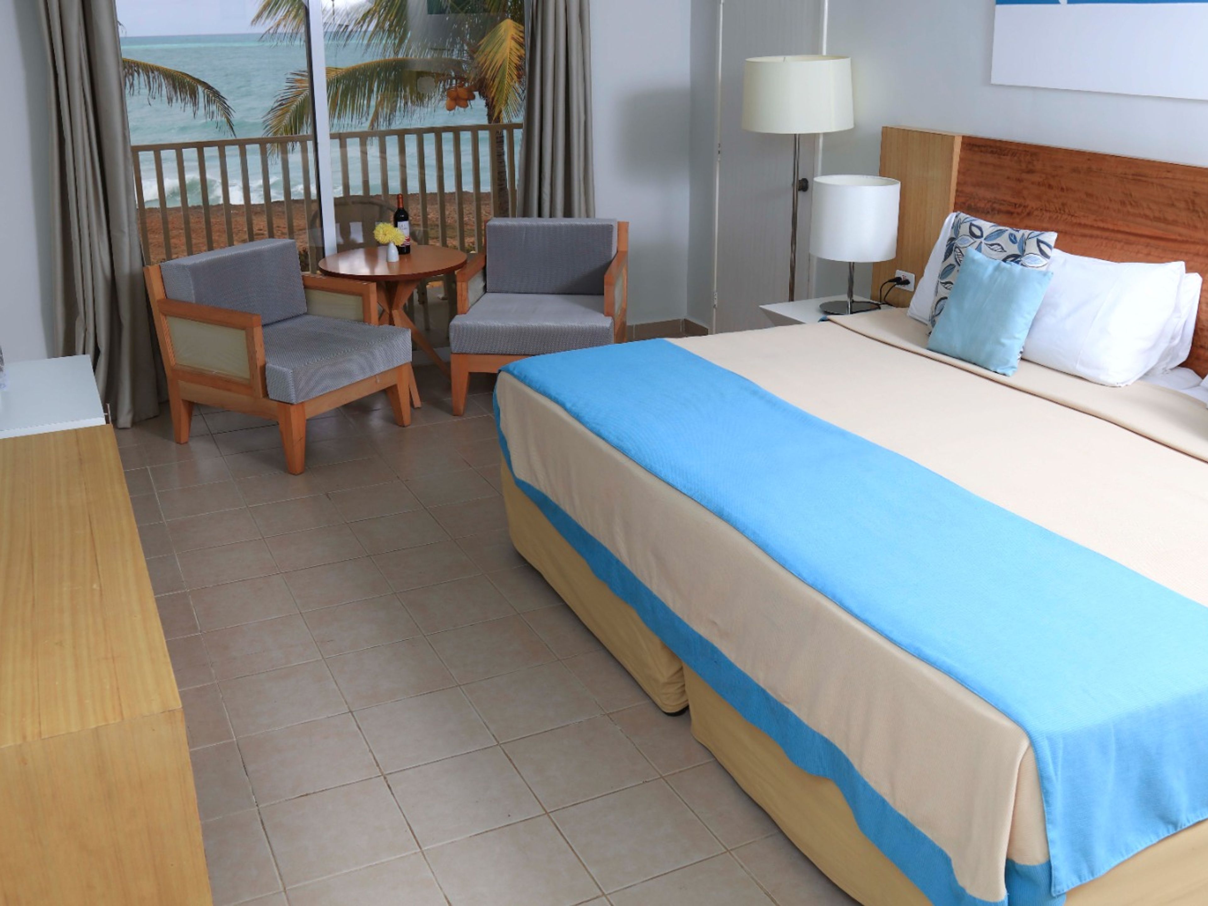 Oтель VILA GALÉ TROPICAL VARADEROSTANDARD SEA VIEW (BEACH CLUB) Room