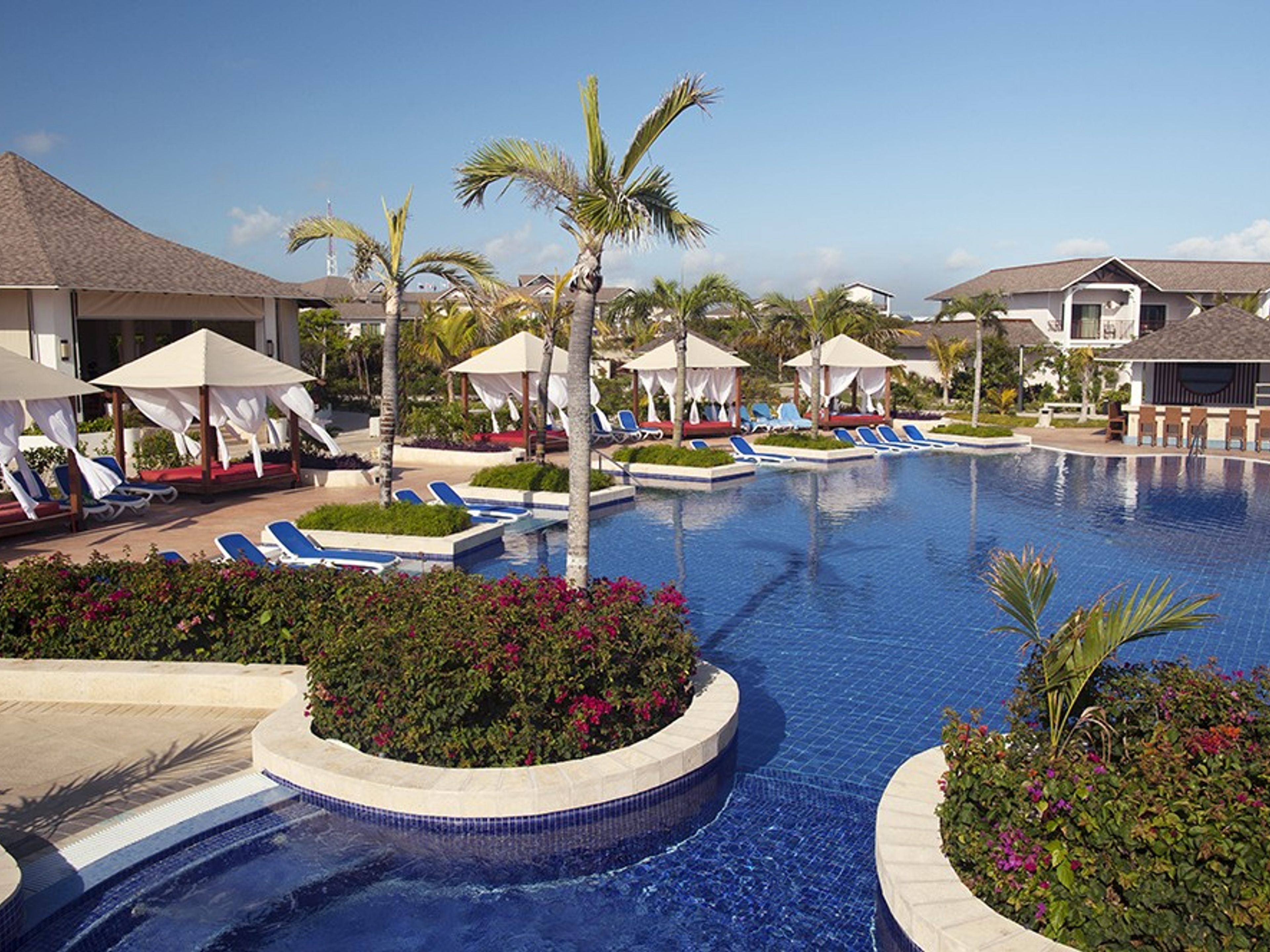ROYALTON CAYO SANTA MARÍA RESORT & SPA Hotel - Adults Only Over 18 Years OldCuba Libre pool view