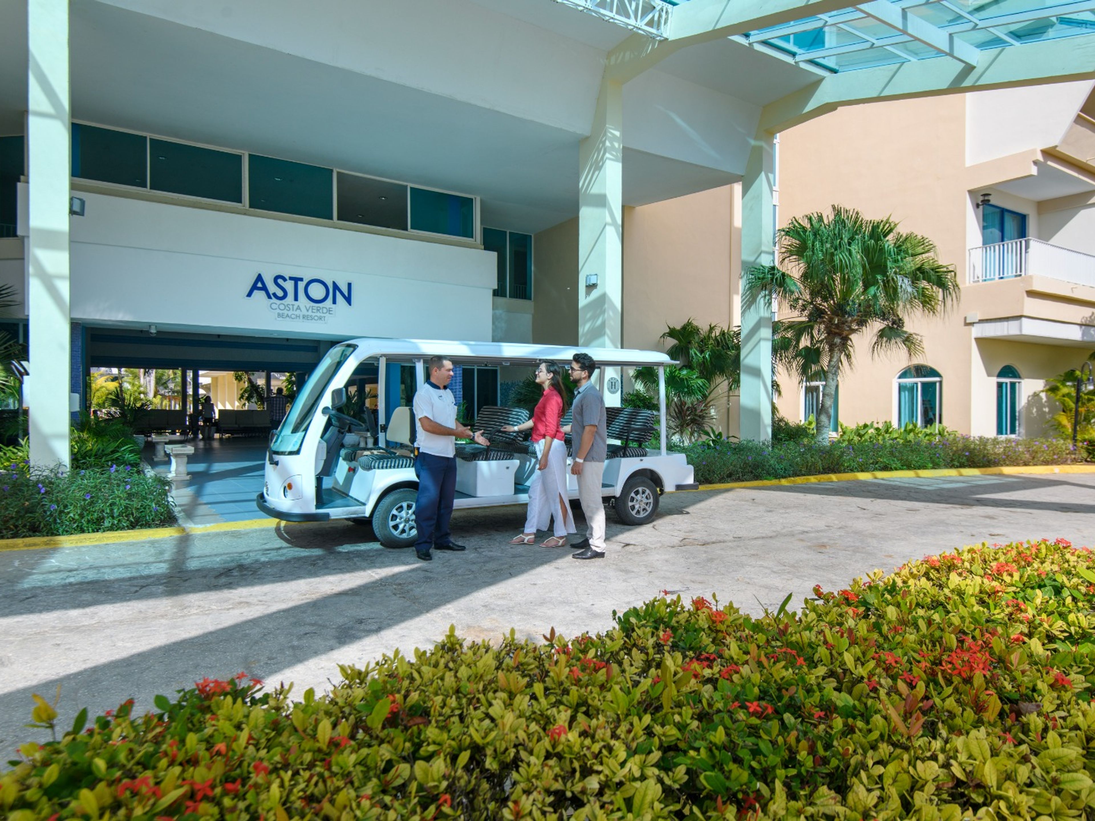 ASTON COSTA VERDE BEACH RESORT HotelHotel's entrance panoramic view.