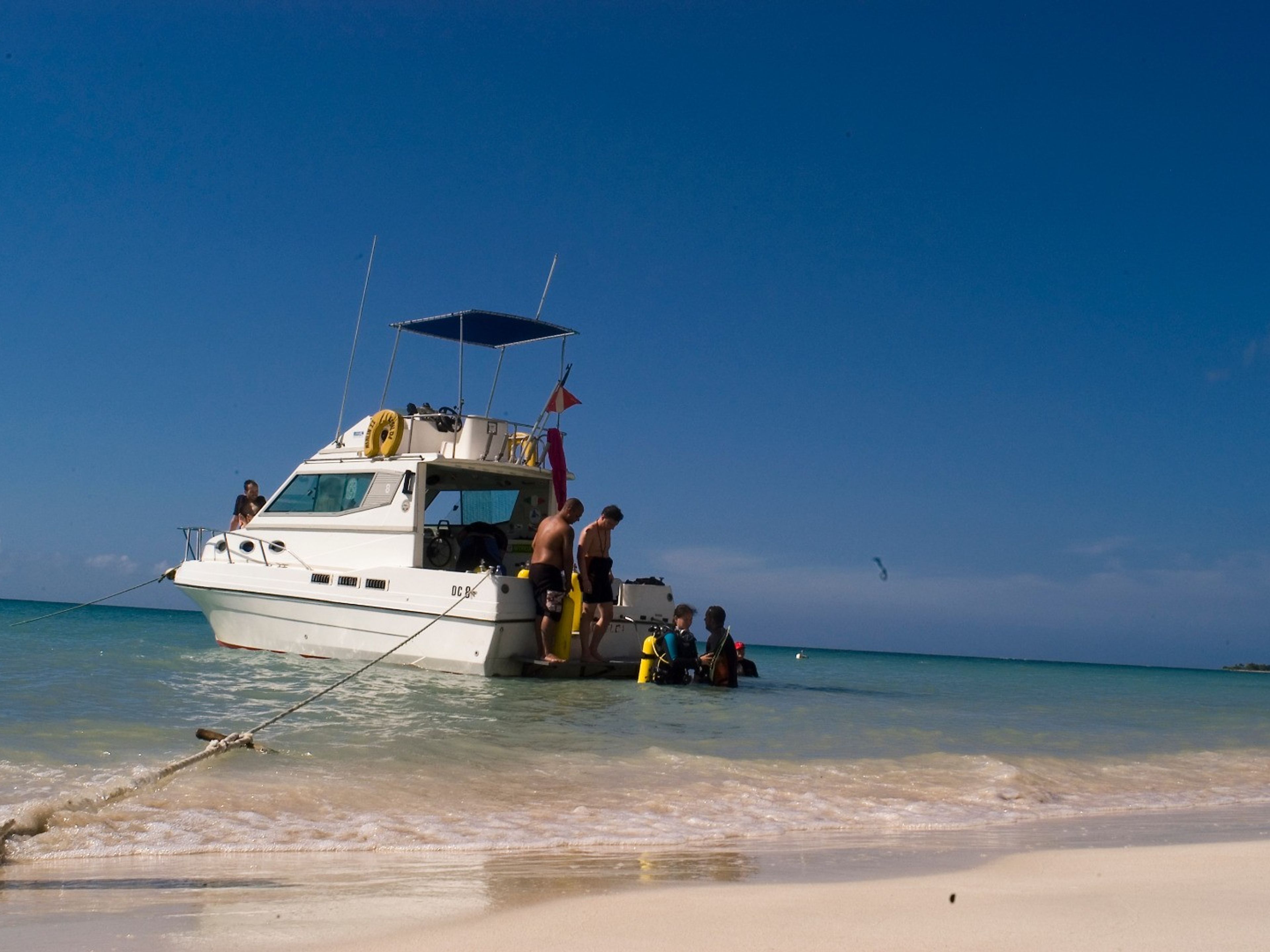 Club Amigo Ancón HotelDiving boats