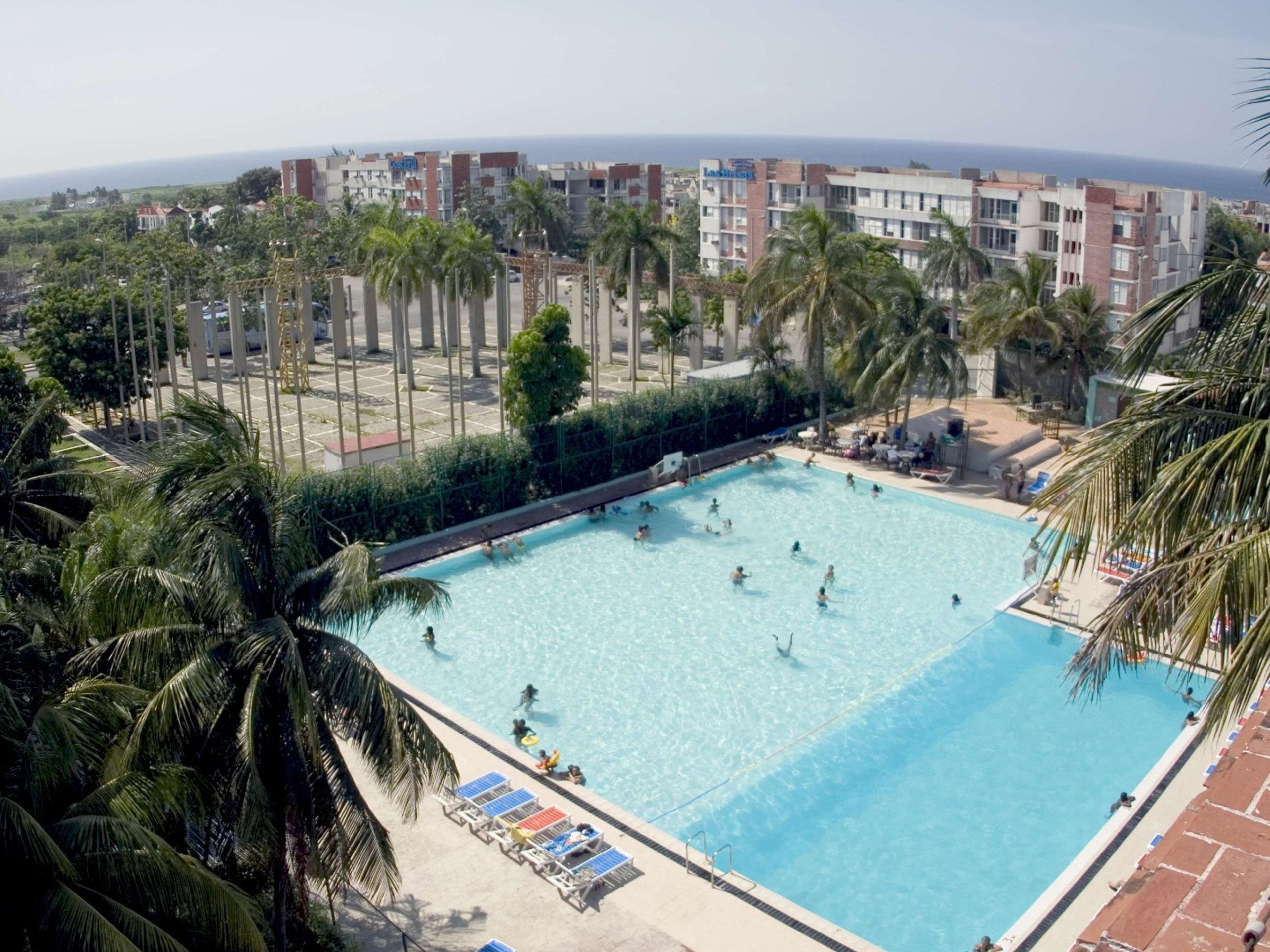 Hotel ISLAZUL PANAMERICANOPanoramic pool view