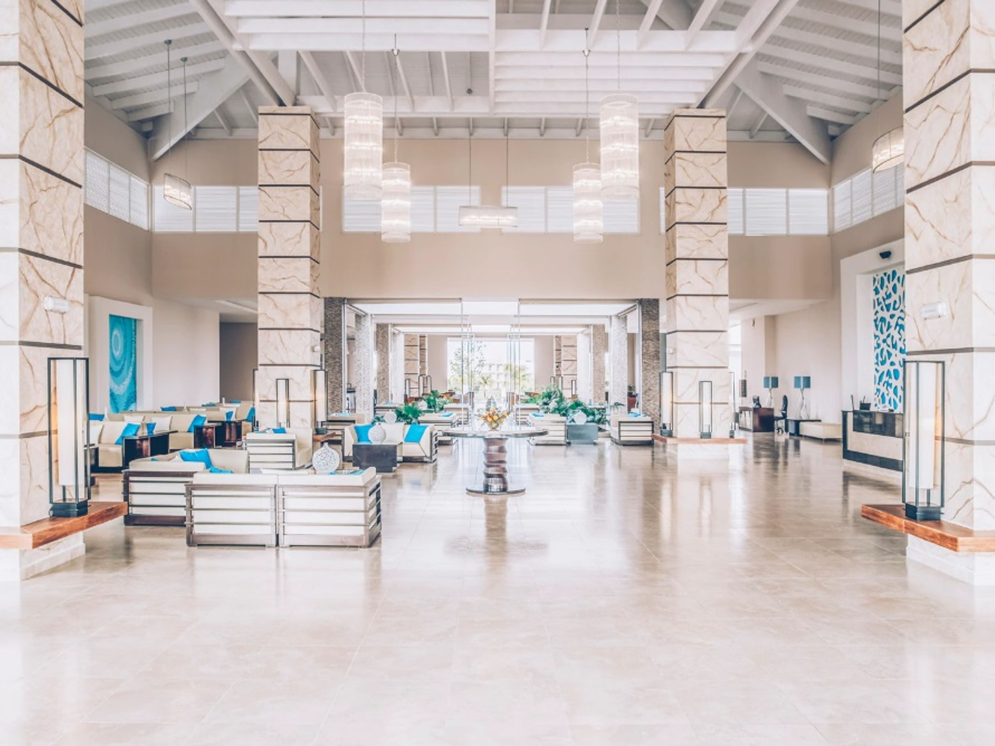 GRAN MUTHU ALMIRANTE BEACH HotelHotel´s Lobby view