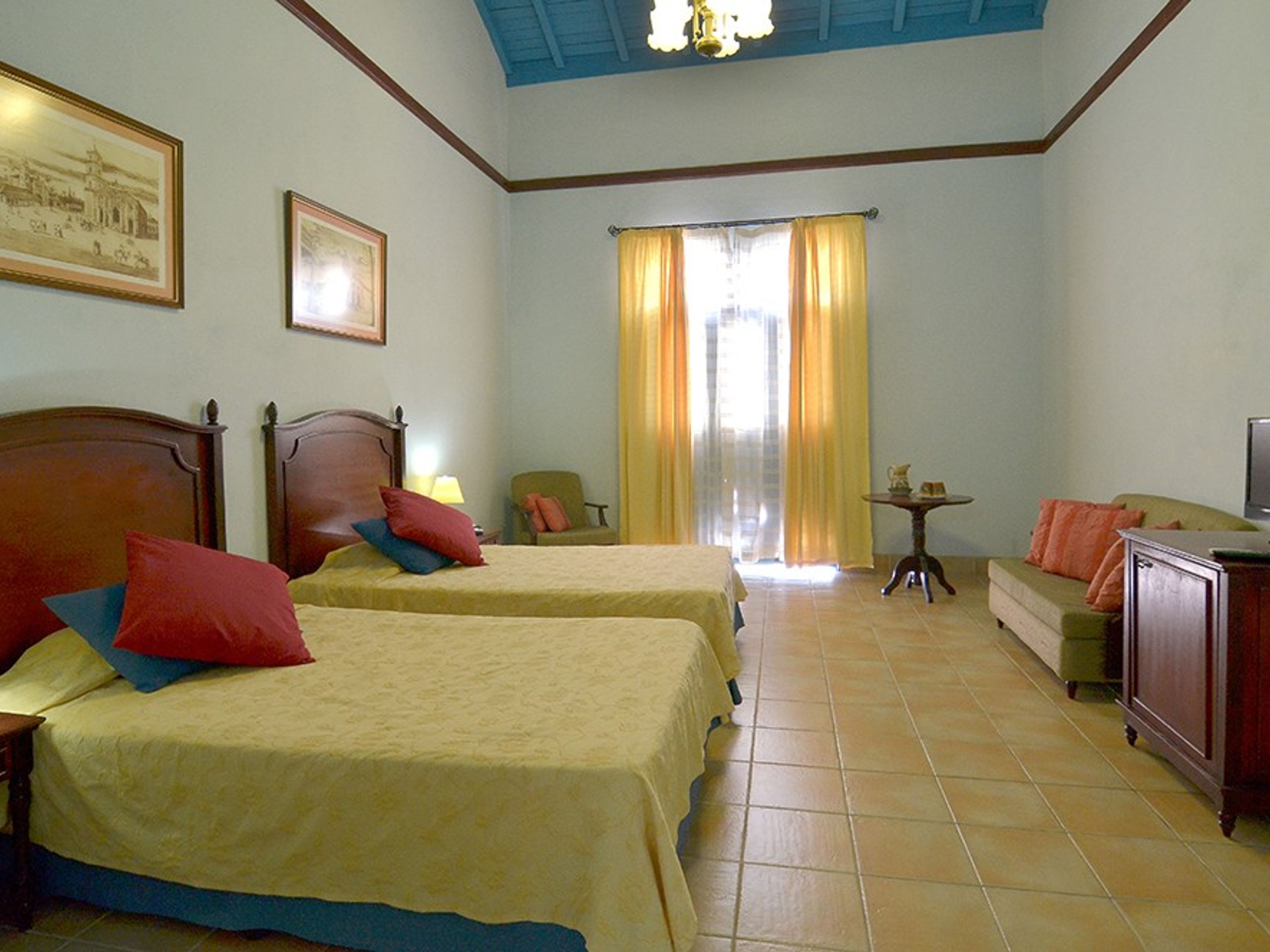 Hotel E MASCOTTEnull