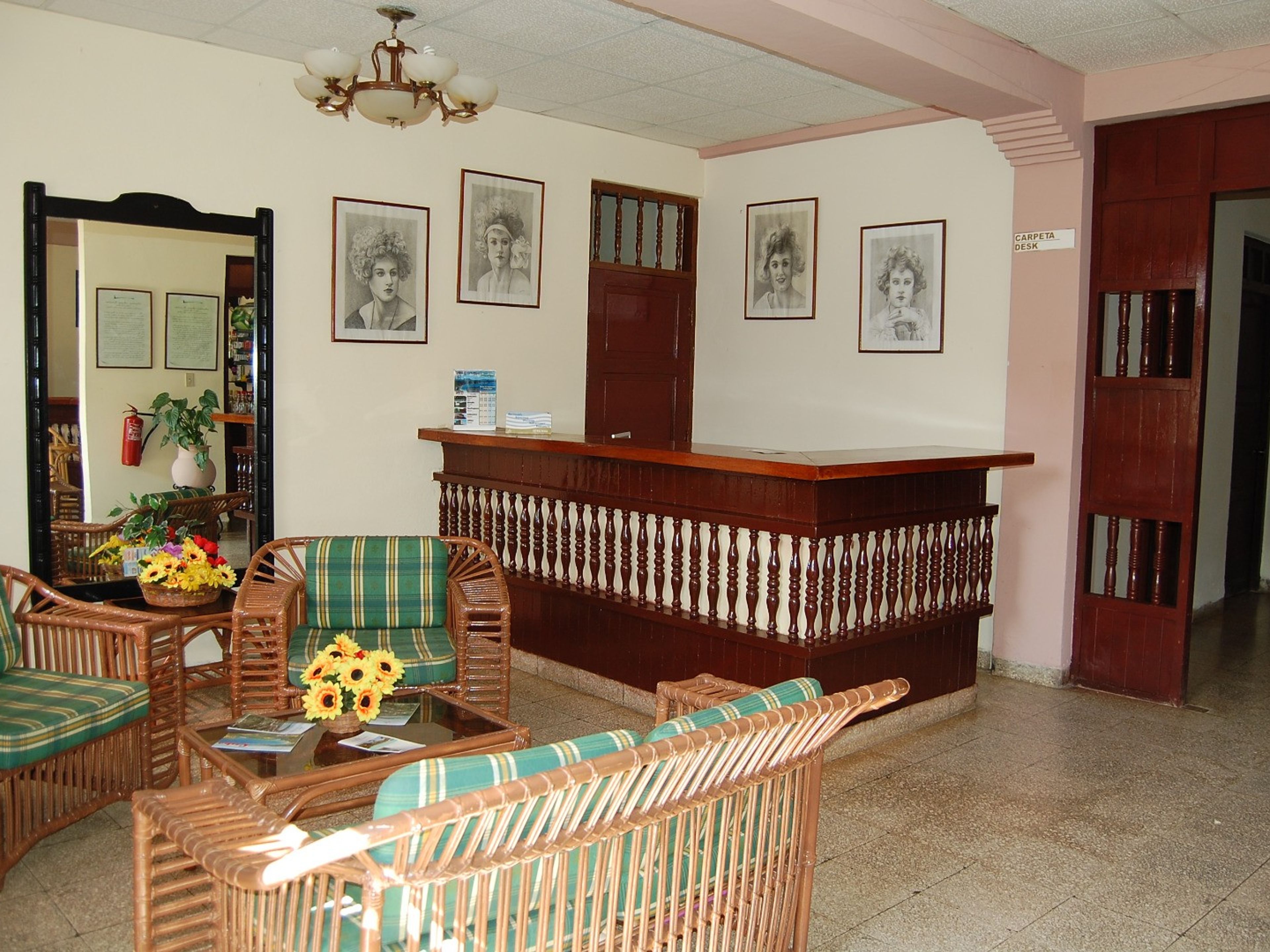 LA RUSA HotelLobby & Reception