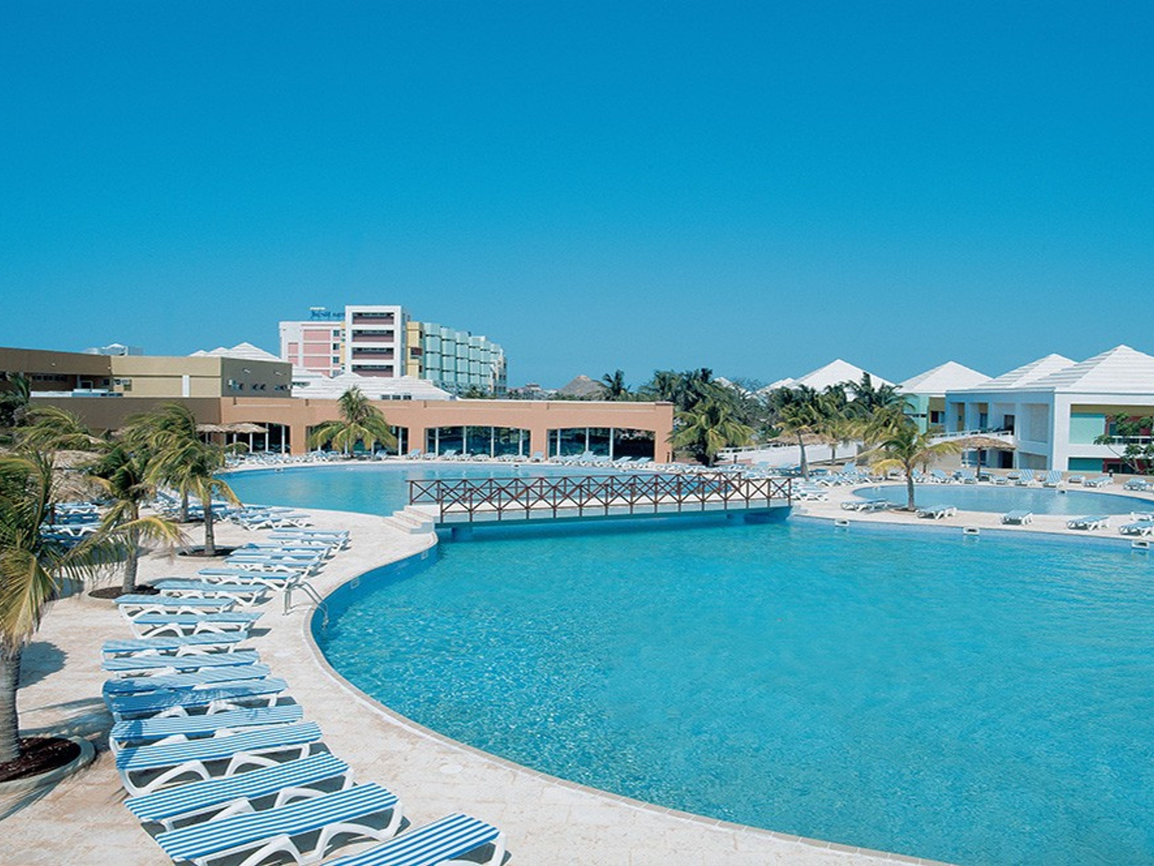 GRAN CARIBE PALMA REAL HotelHotel's pool view