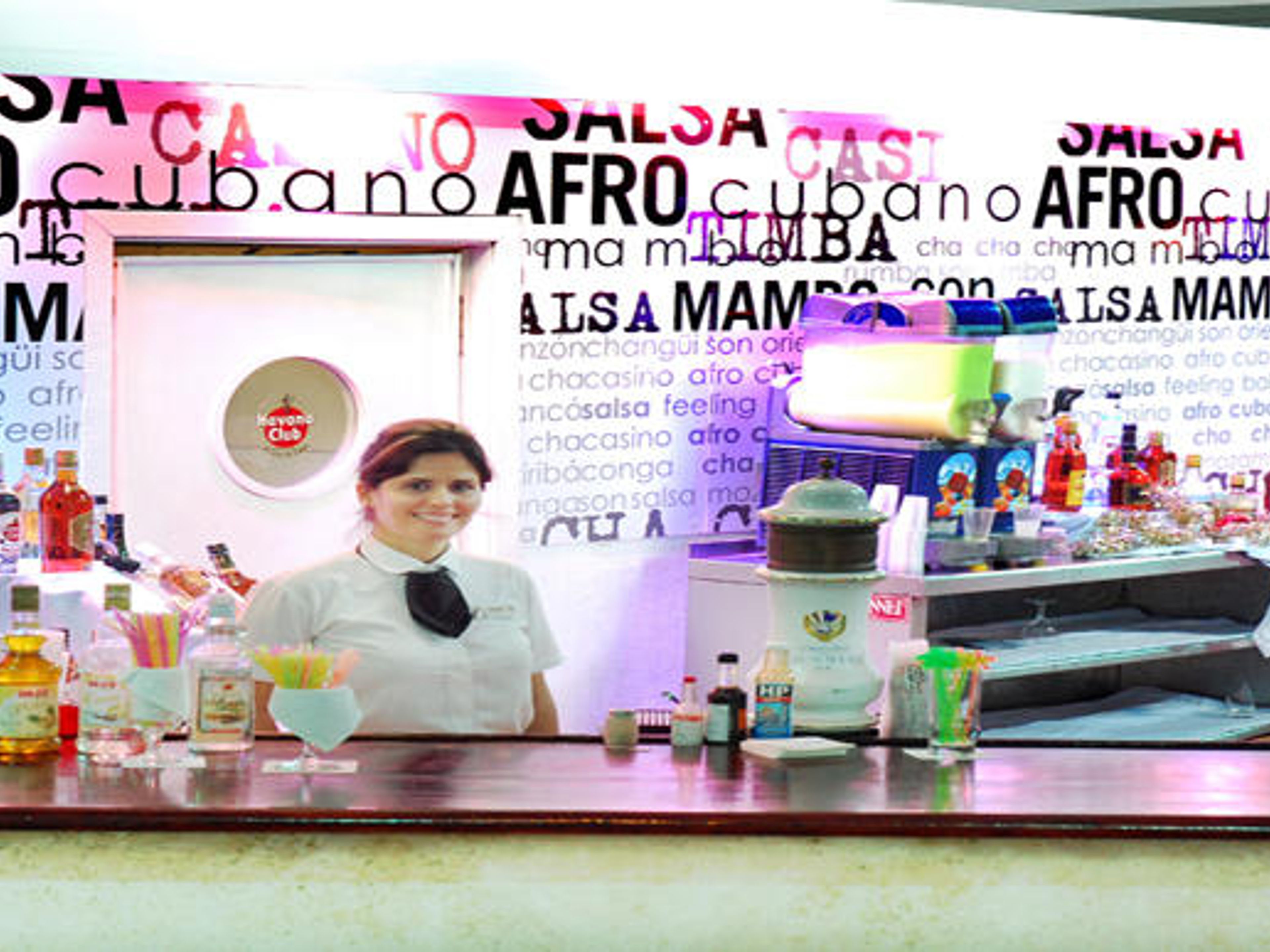 GRAN CARIBE PALMA REAL HotelLobby Bar Saoco
