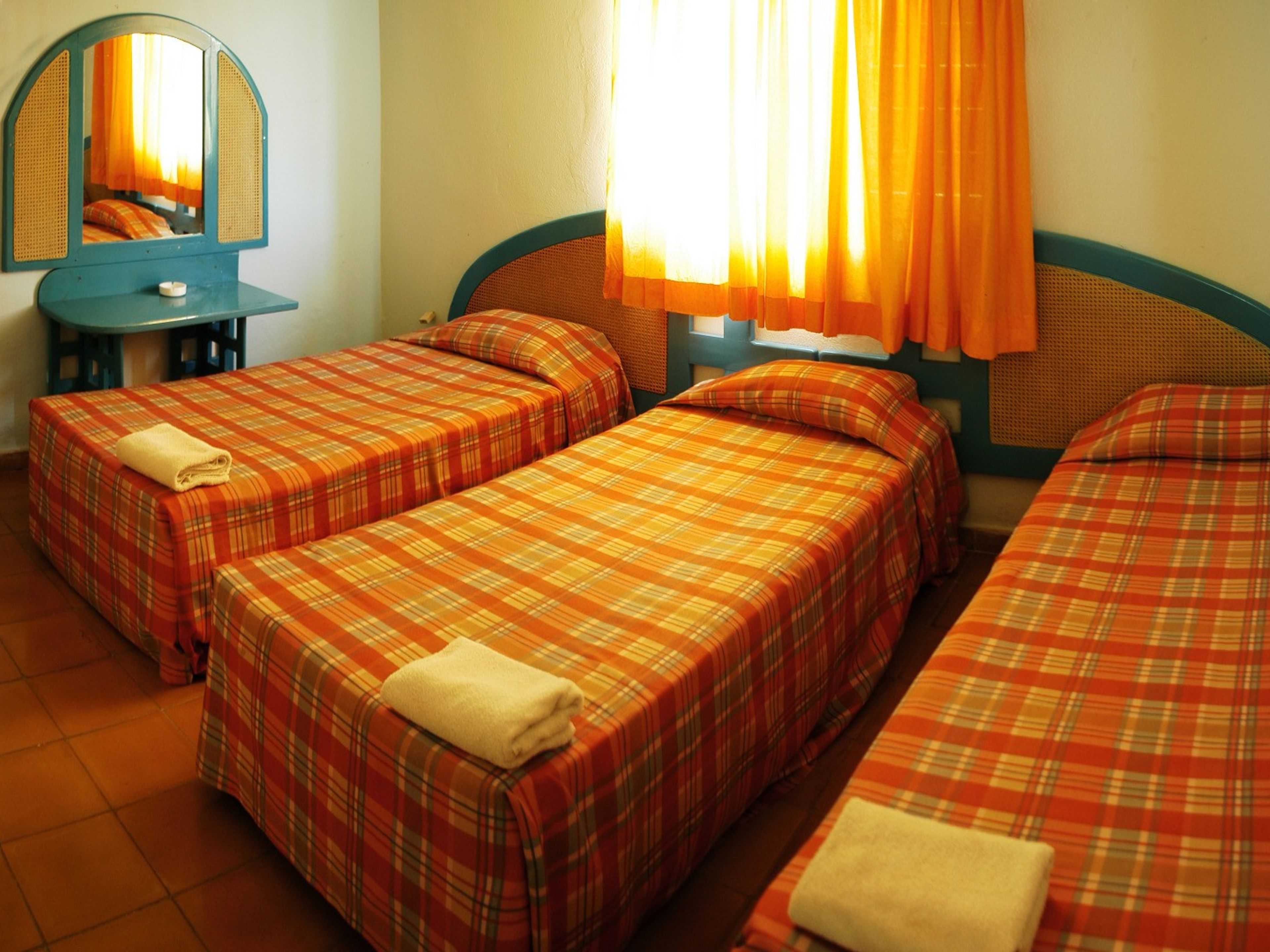 Horizontes Playa Girón HotelHouse (2 Rooms with shared bathroom)