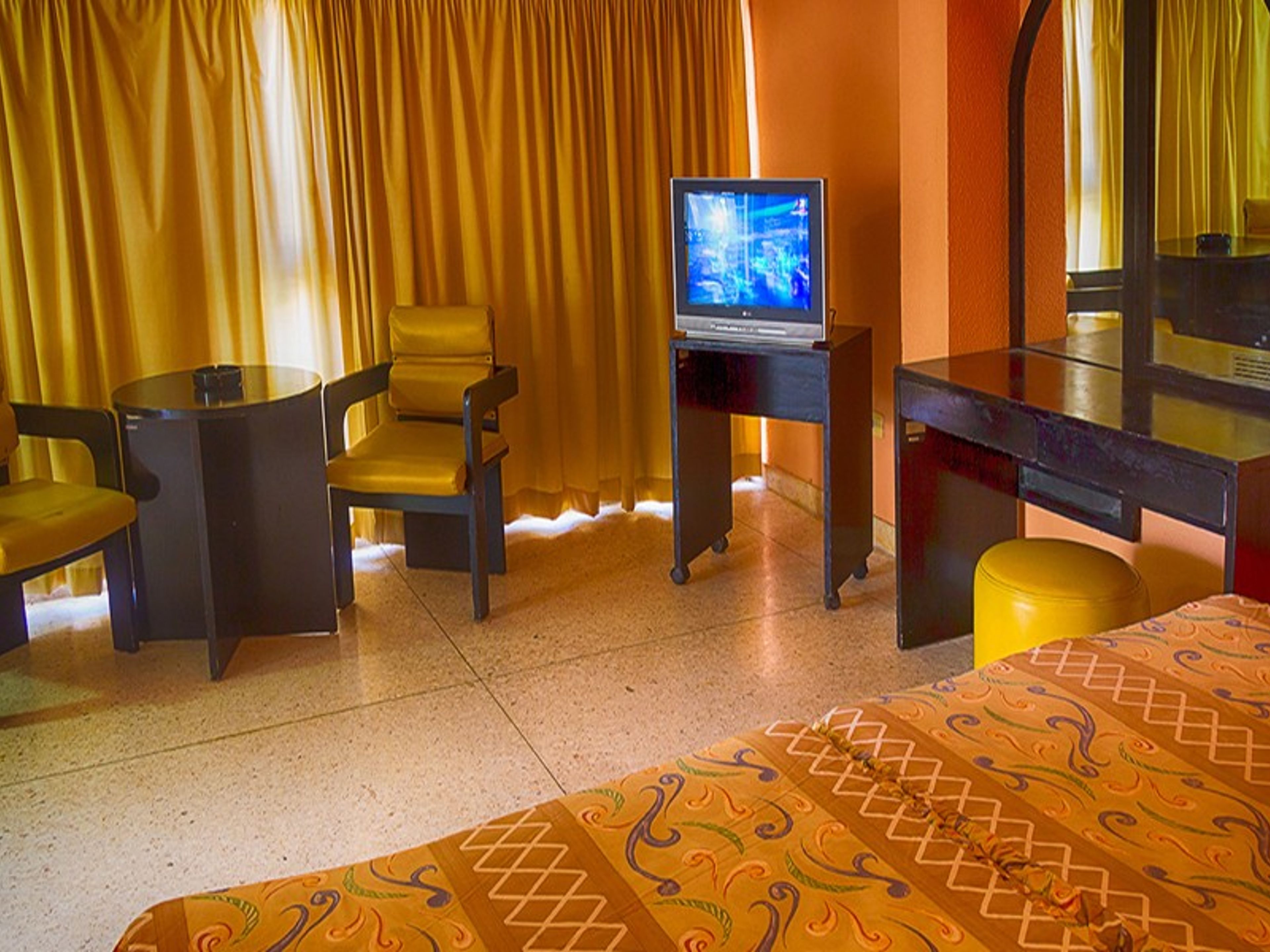 ISLAZUL CANIMAO HotelRoom details