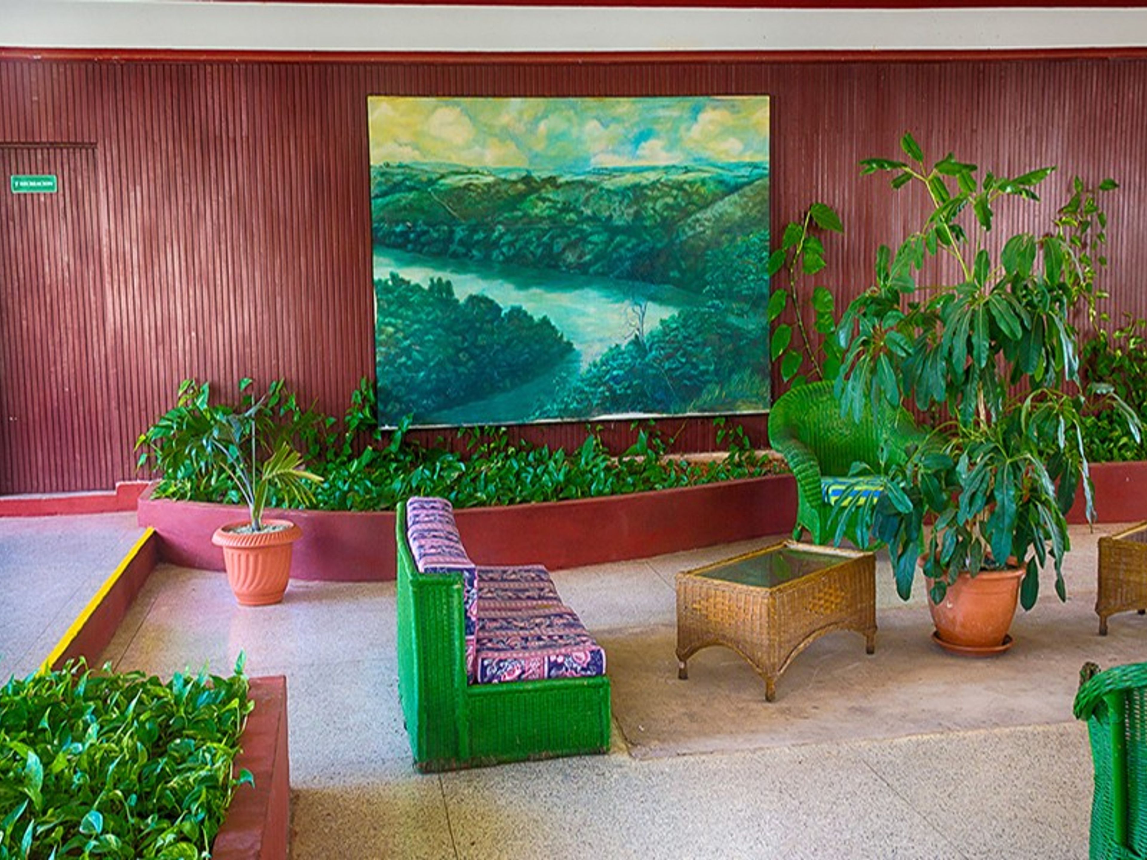 ISLAZUL CANIMAO HotelLobby view