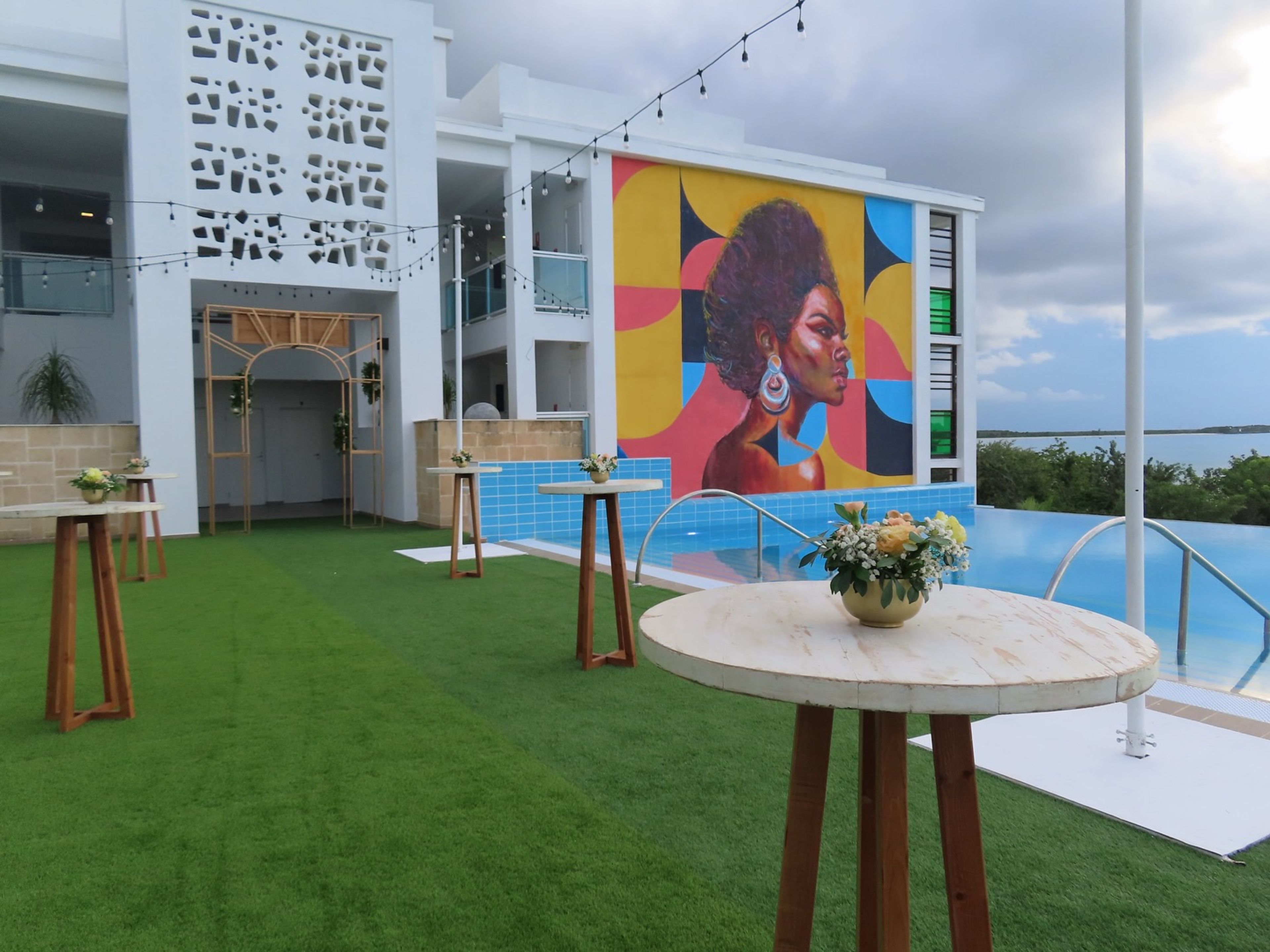 Hotel THE ONE COLLECTIONPool View