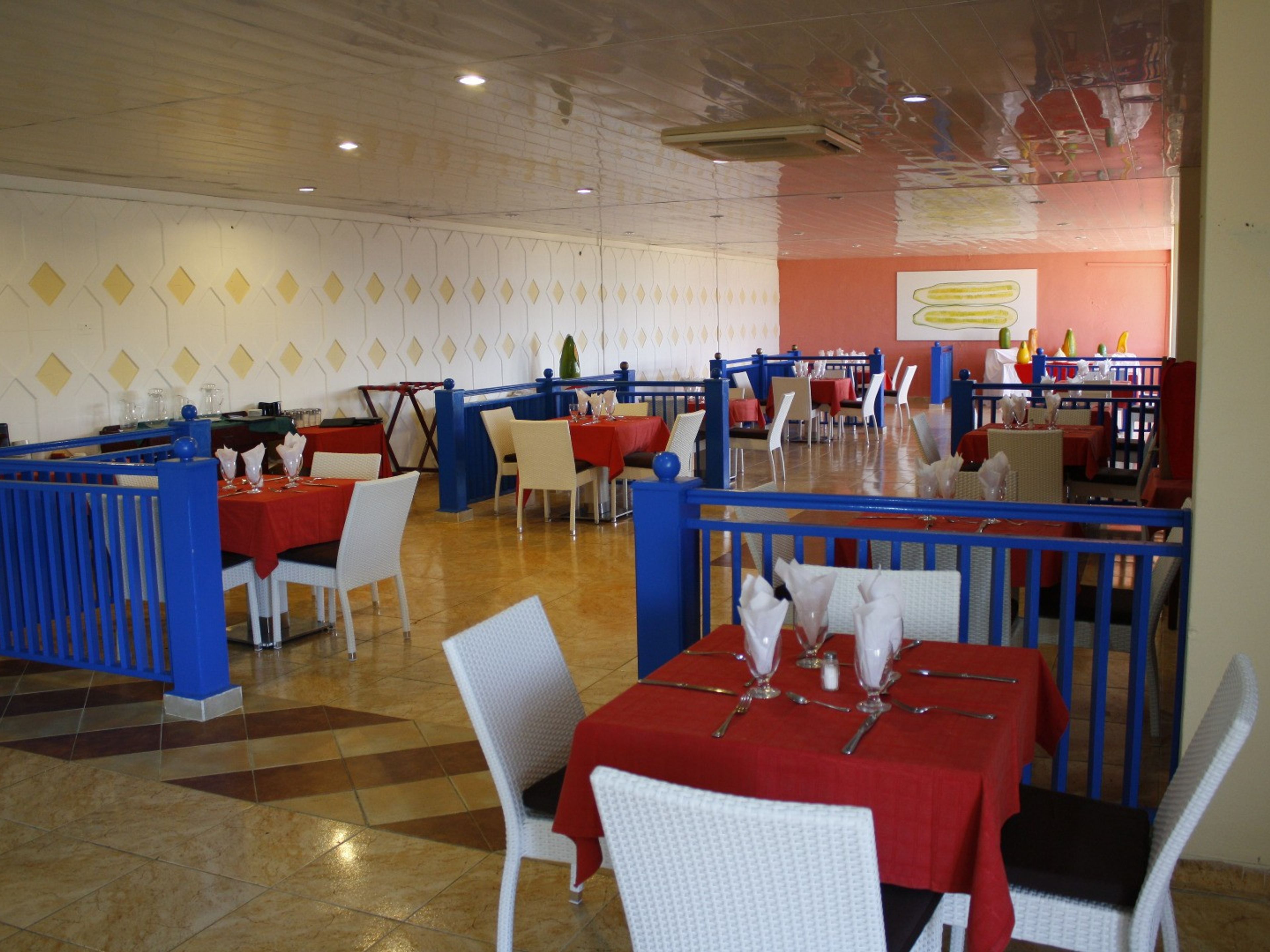 ISLAZUL CIEGO DE ÁVILA HotelA la carte international restaurant