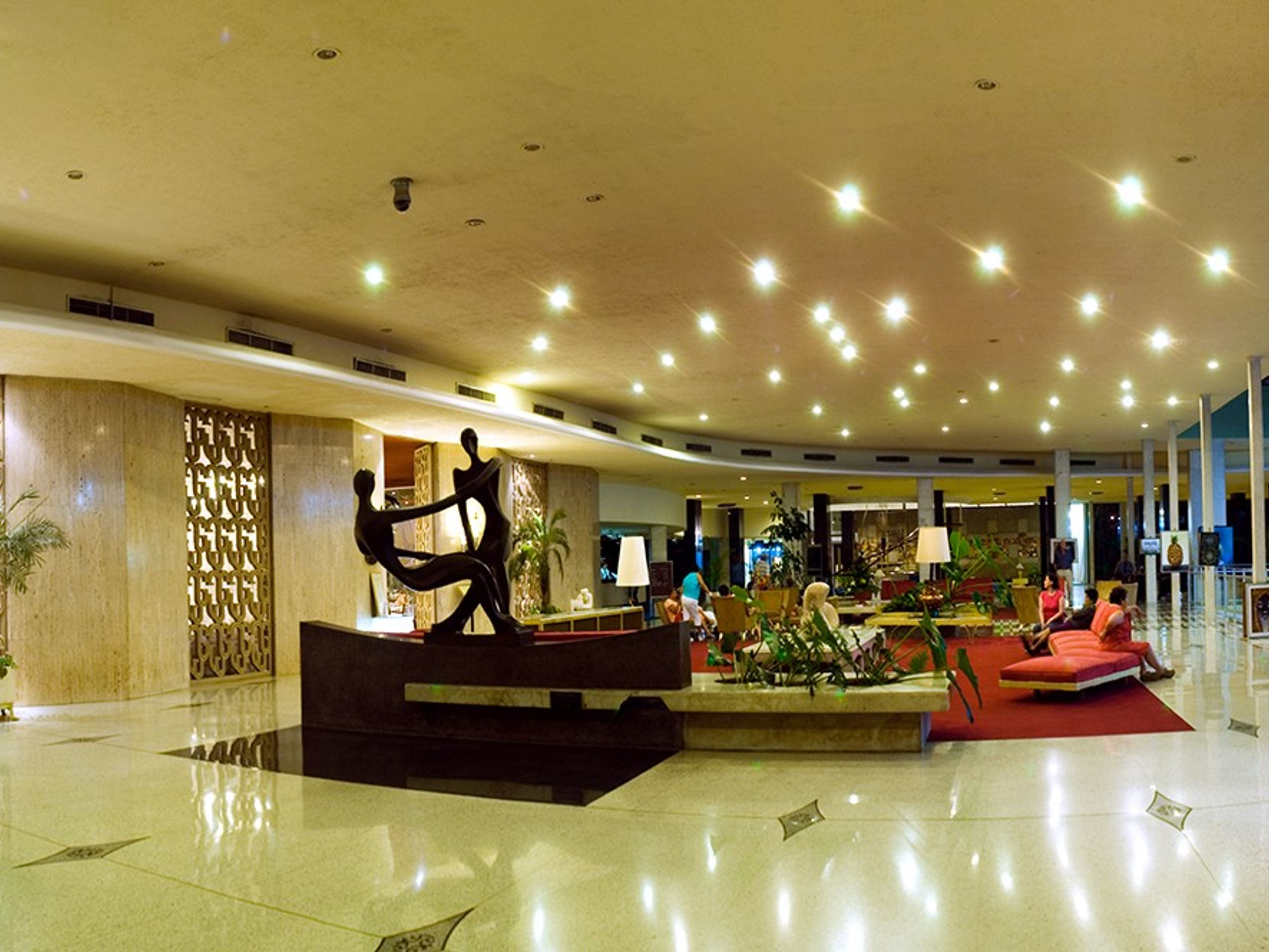 Hôtel ORIGIN HABANA RIVIERA (Anciennement Hôtel Iberostar Habana Riviera)Lobby details