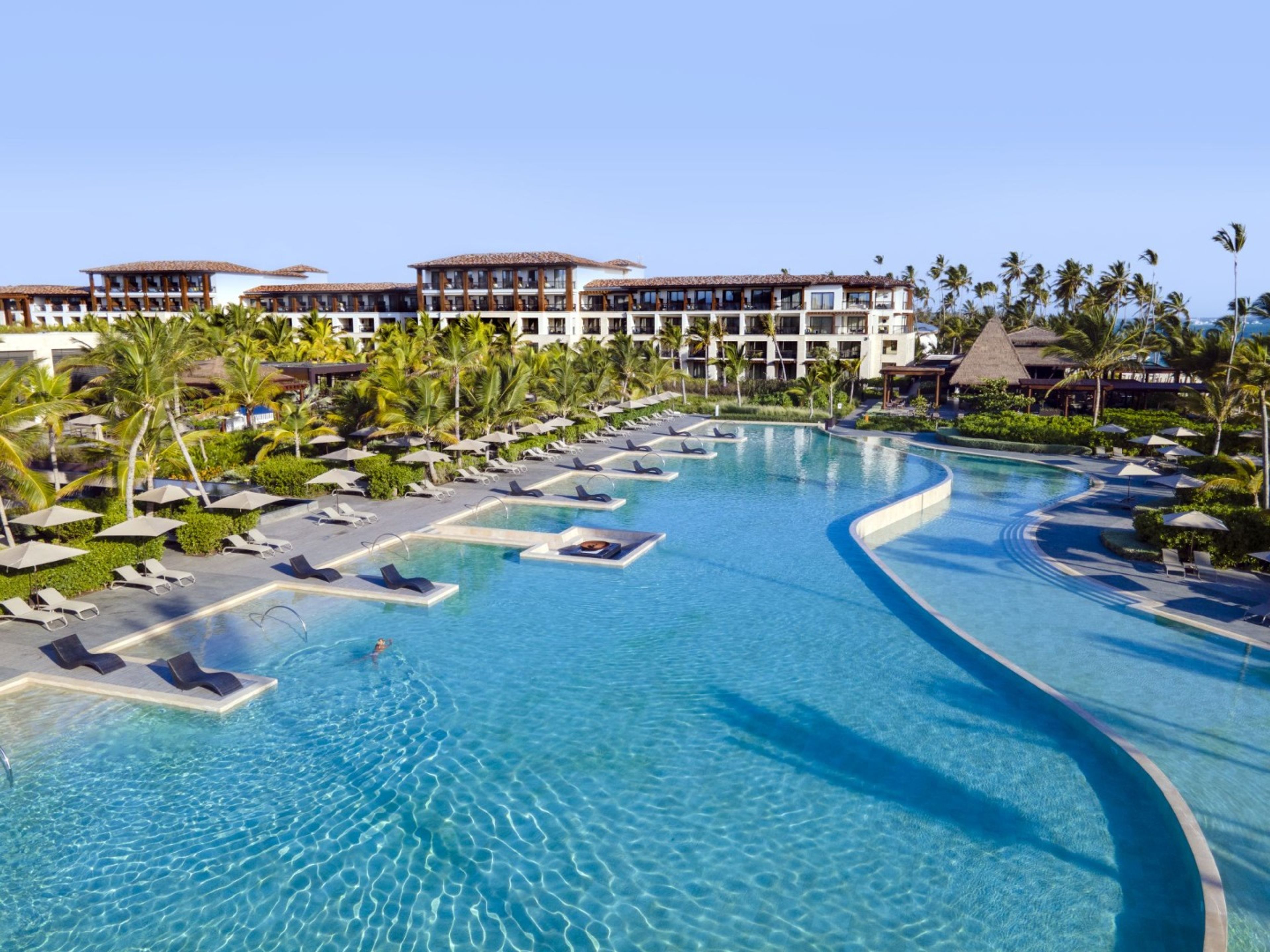 Hotel LOPESAN COSTA BÁVARO RESORT, SPA & CASINOHotel's pool panoramic view.