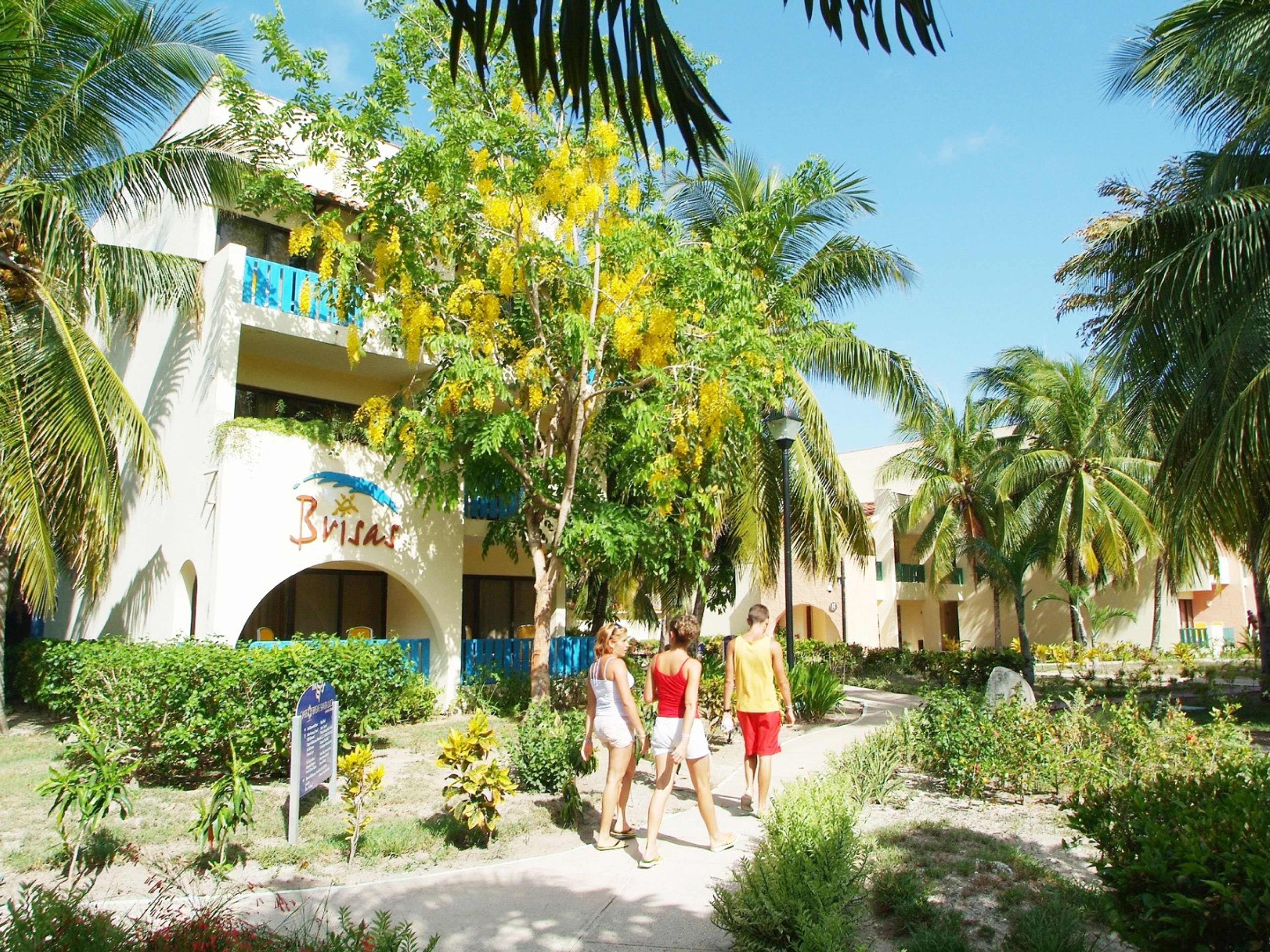 Hotel Brisas Santa LucíaPanoramic hotel view