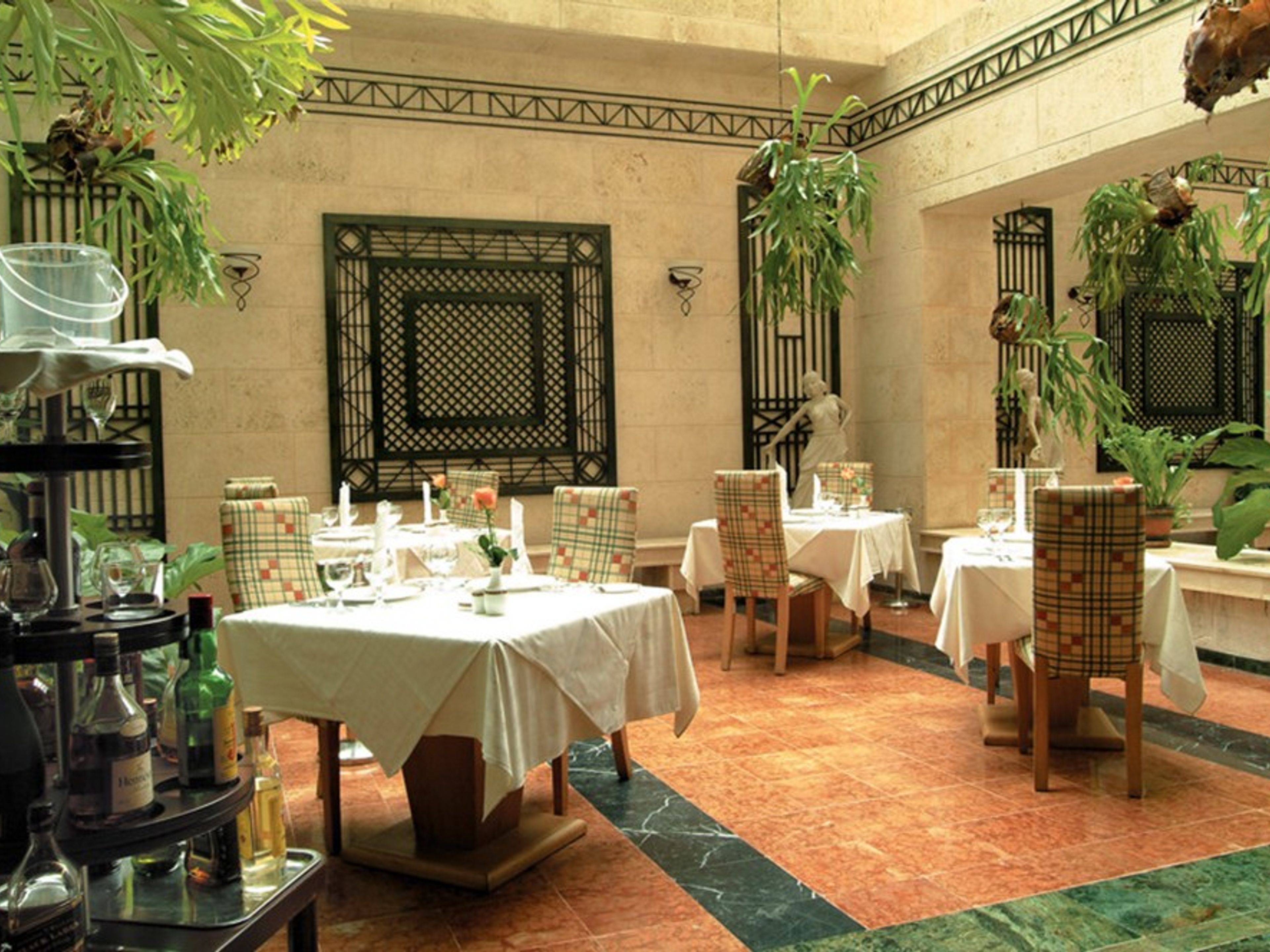 STARFISH MONTEHABANA AparthotelInternational and Creole Restaurant El Patio (Memories Miramar Havana Hotel section)