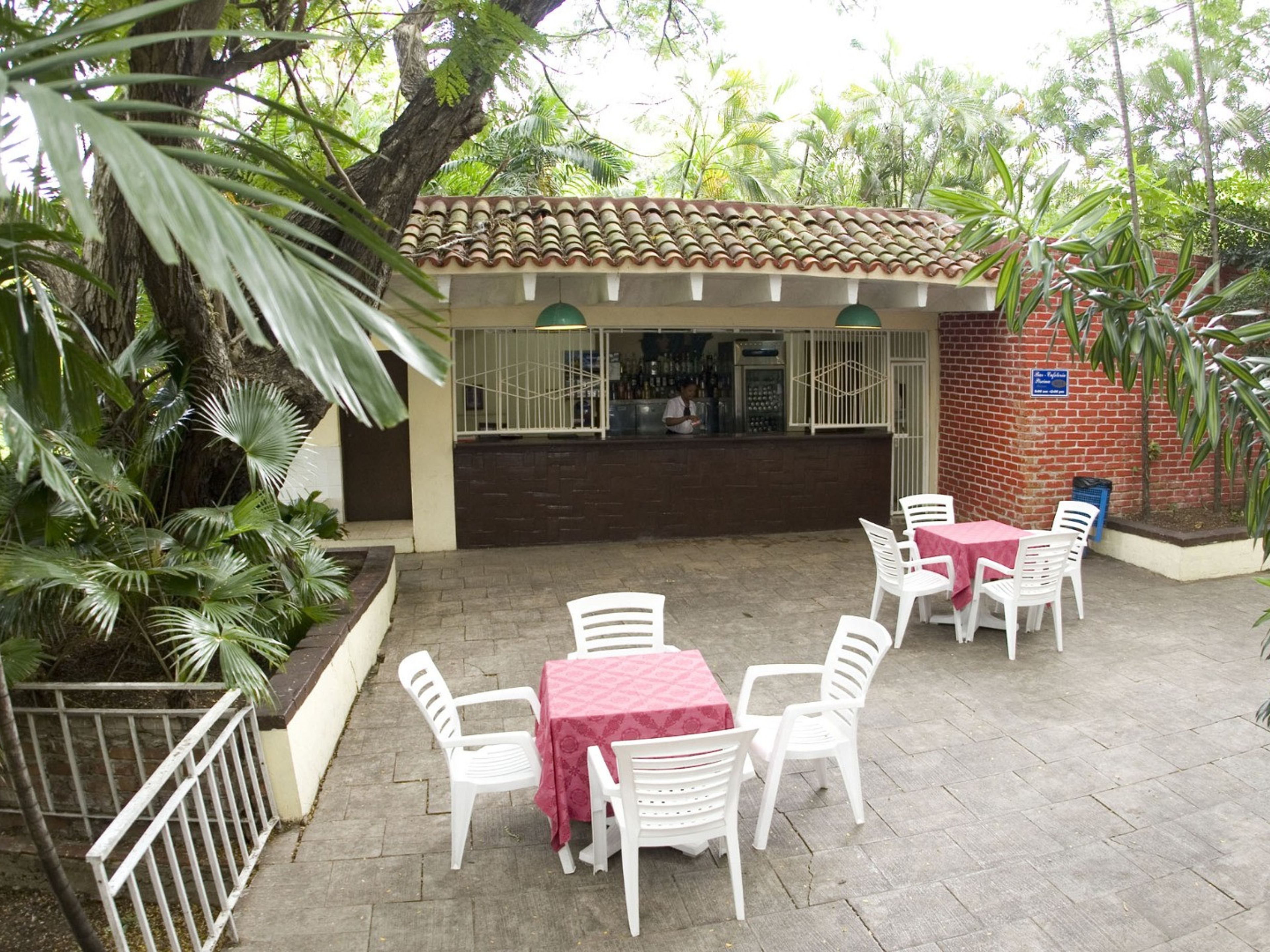 Islazul Rancho Club HotelPool Snack Bar