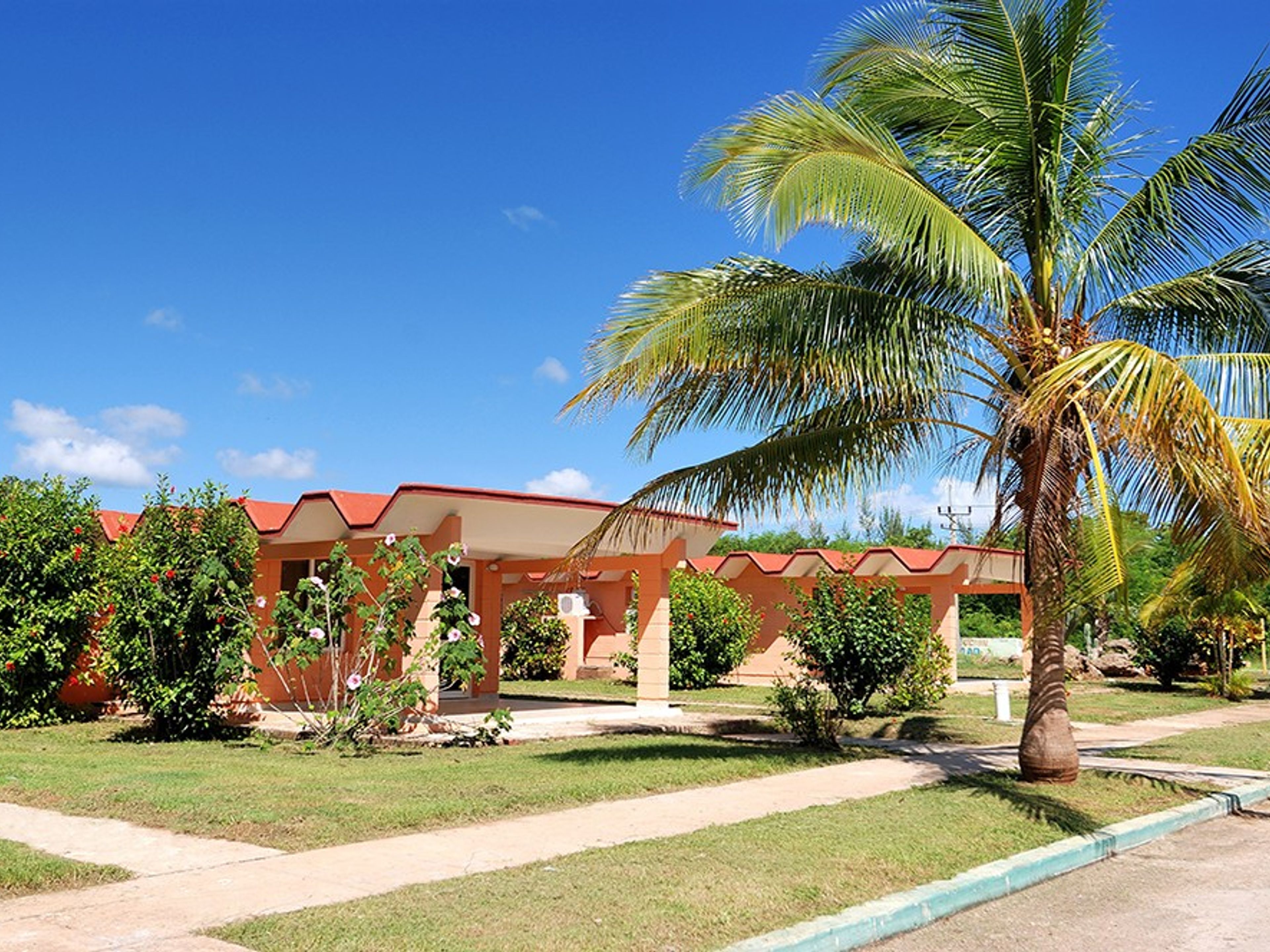 Villa Cubanacan Playa LargaHotel View